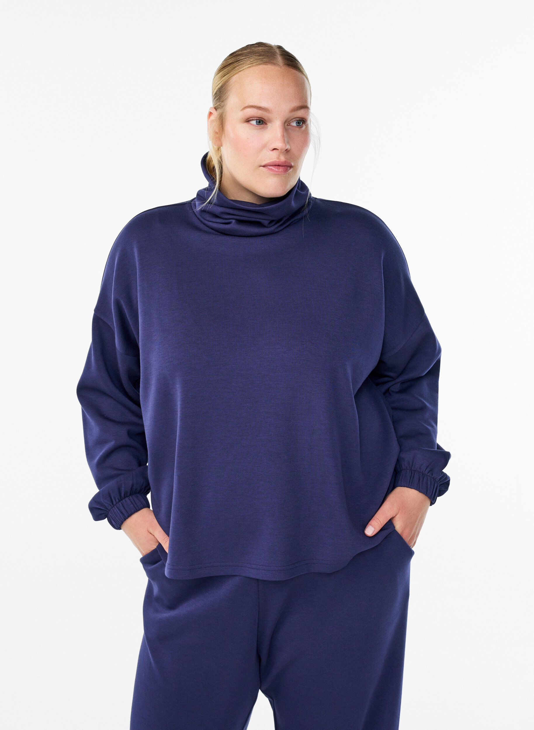 Blouse met turtleneck in modalmix, Blauw, Model