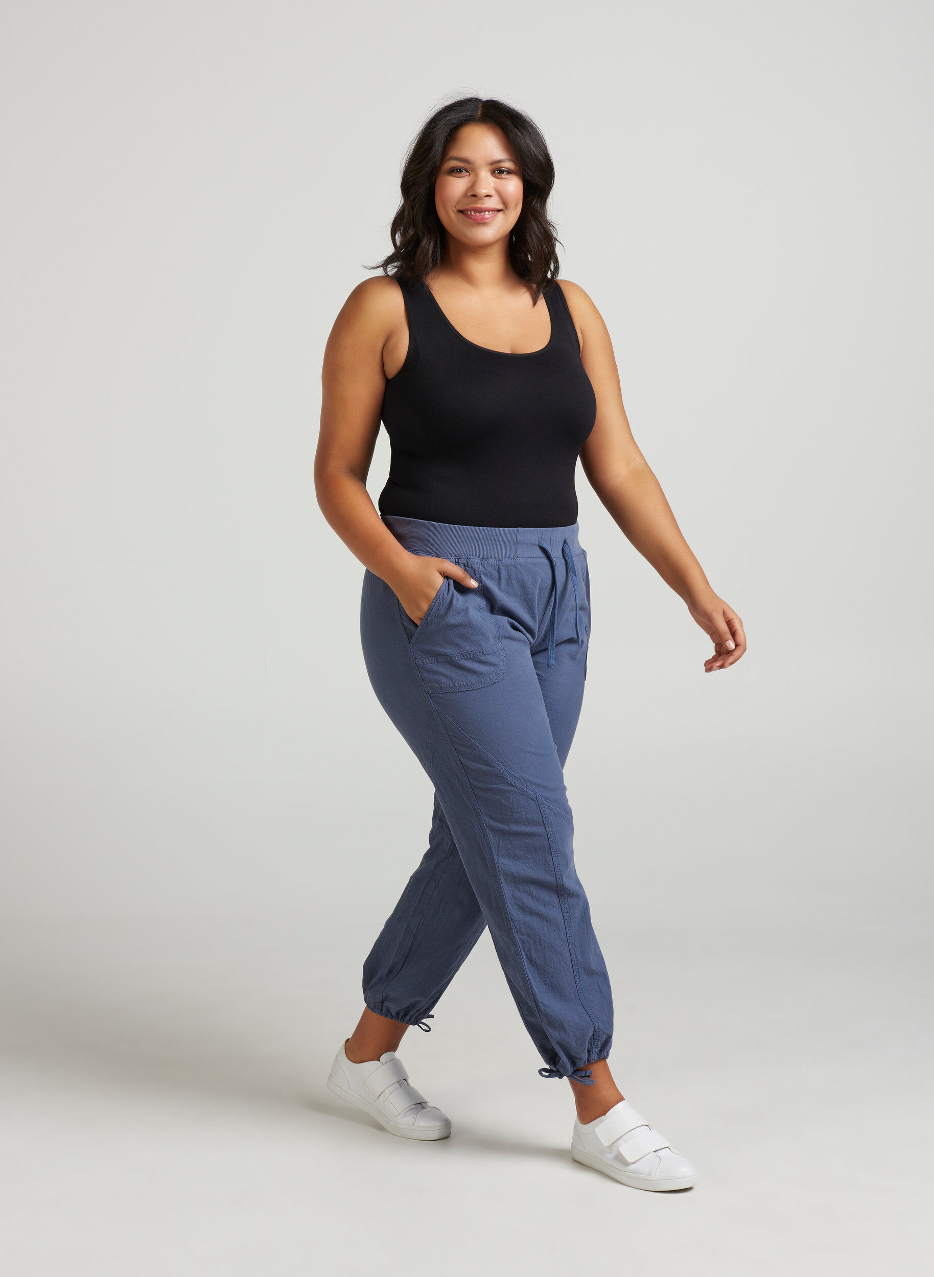 ZizziNaadloze basic tank top, Zwart, Model image number 1