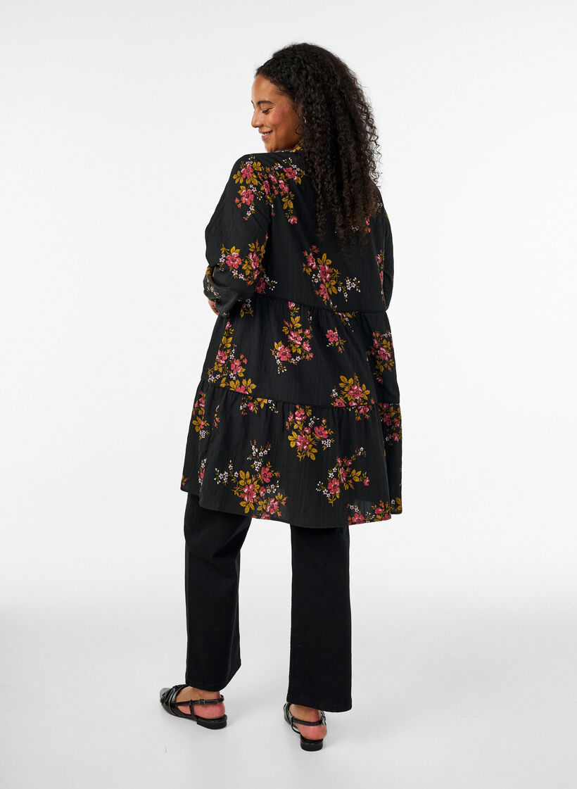 Jurk met bloemenprint en striksluiting, Zwart, Model image number 2