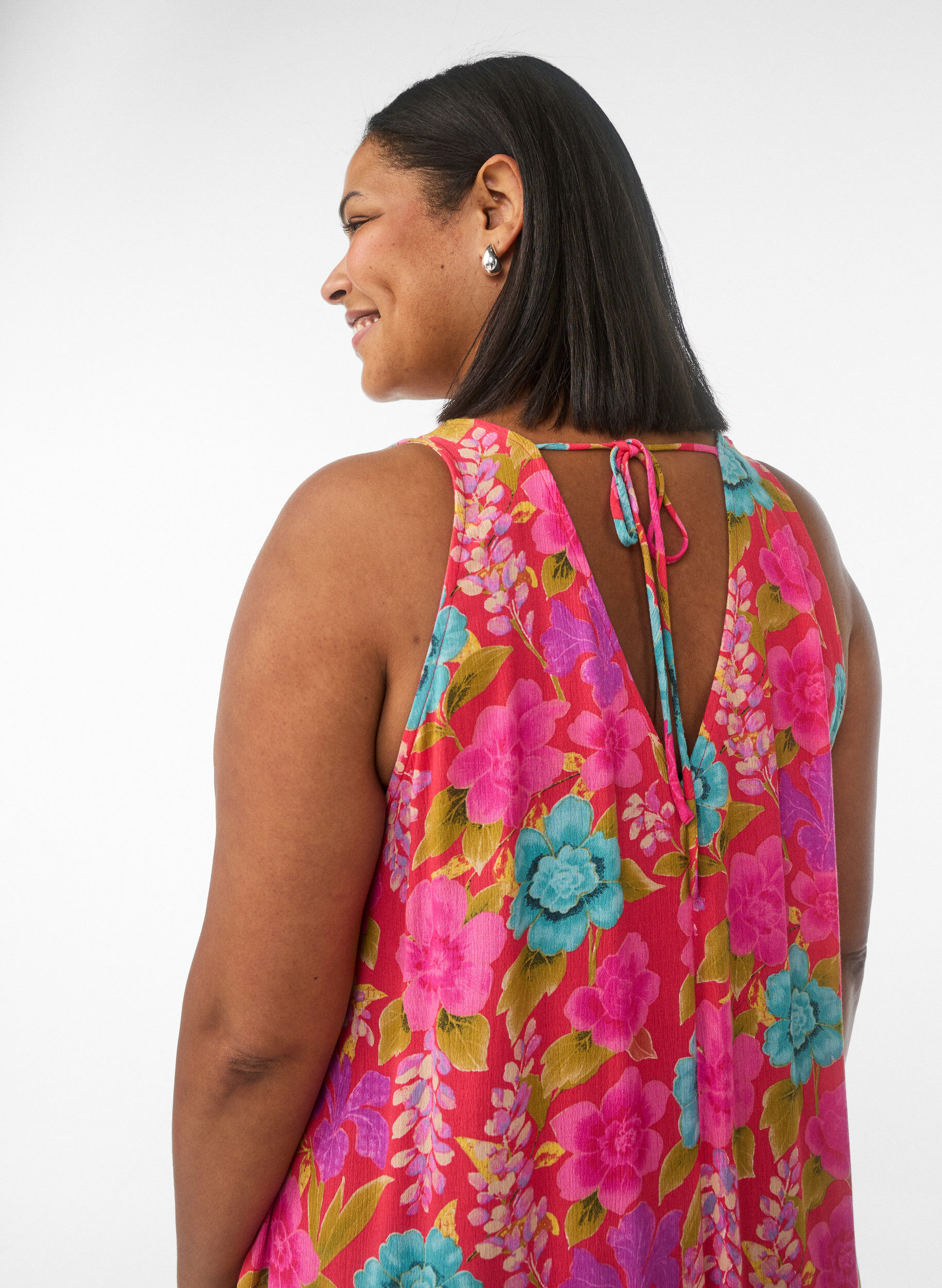 ZizziA-lijn maxi-jurk zonder mouwen met een V-hals, Rood, Model image number 2