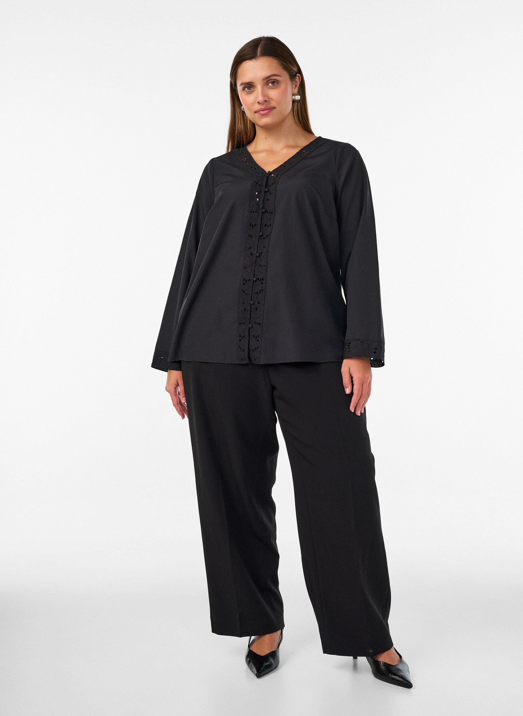 ZizziBlouse met broderie anglaise, Zwart, Model image number 1