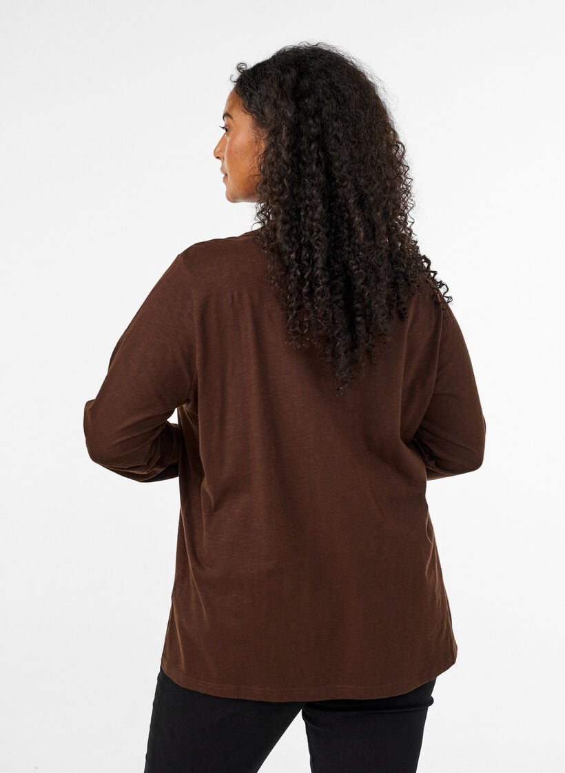 T-shirt met lange mouwen, V-hals en knopen, Bruin, Model image number 2