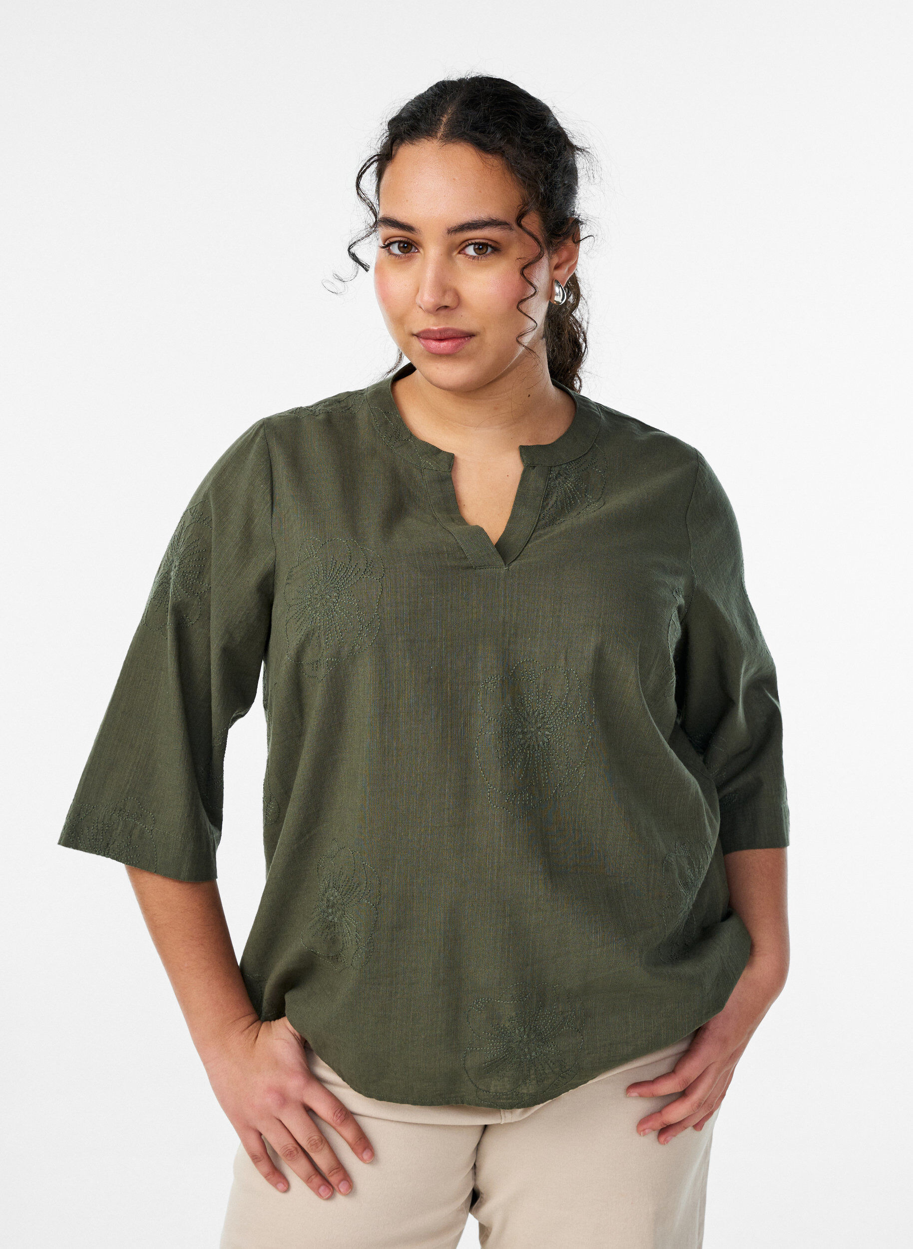 Katoenen blouse met geborduurde details en 3/4 mouwen, Groen, Model
