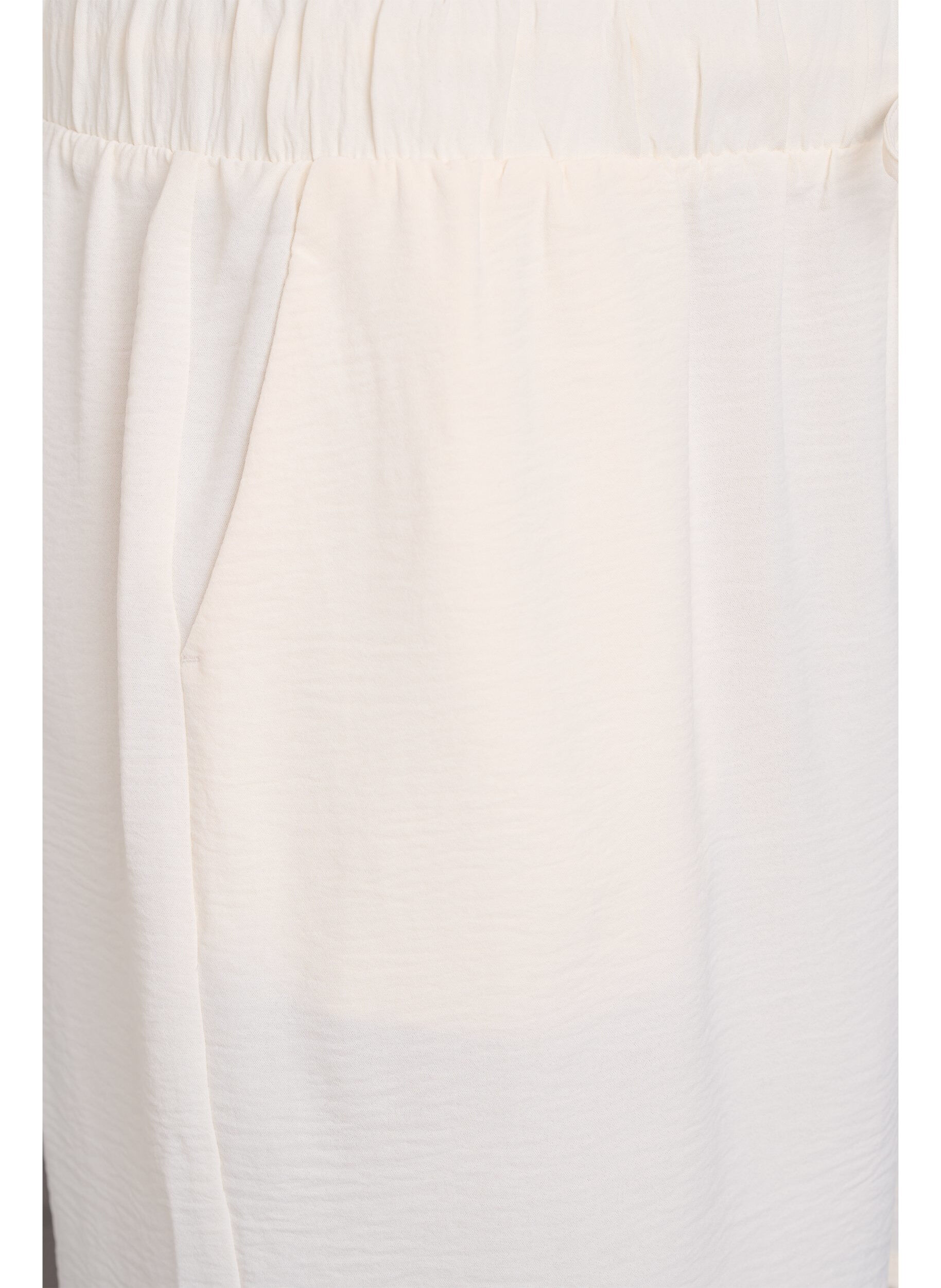 ZizziKorte broek met zakken en elastische tailleband, Vanille, Packshot image number 2