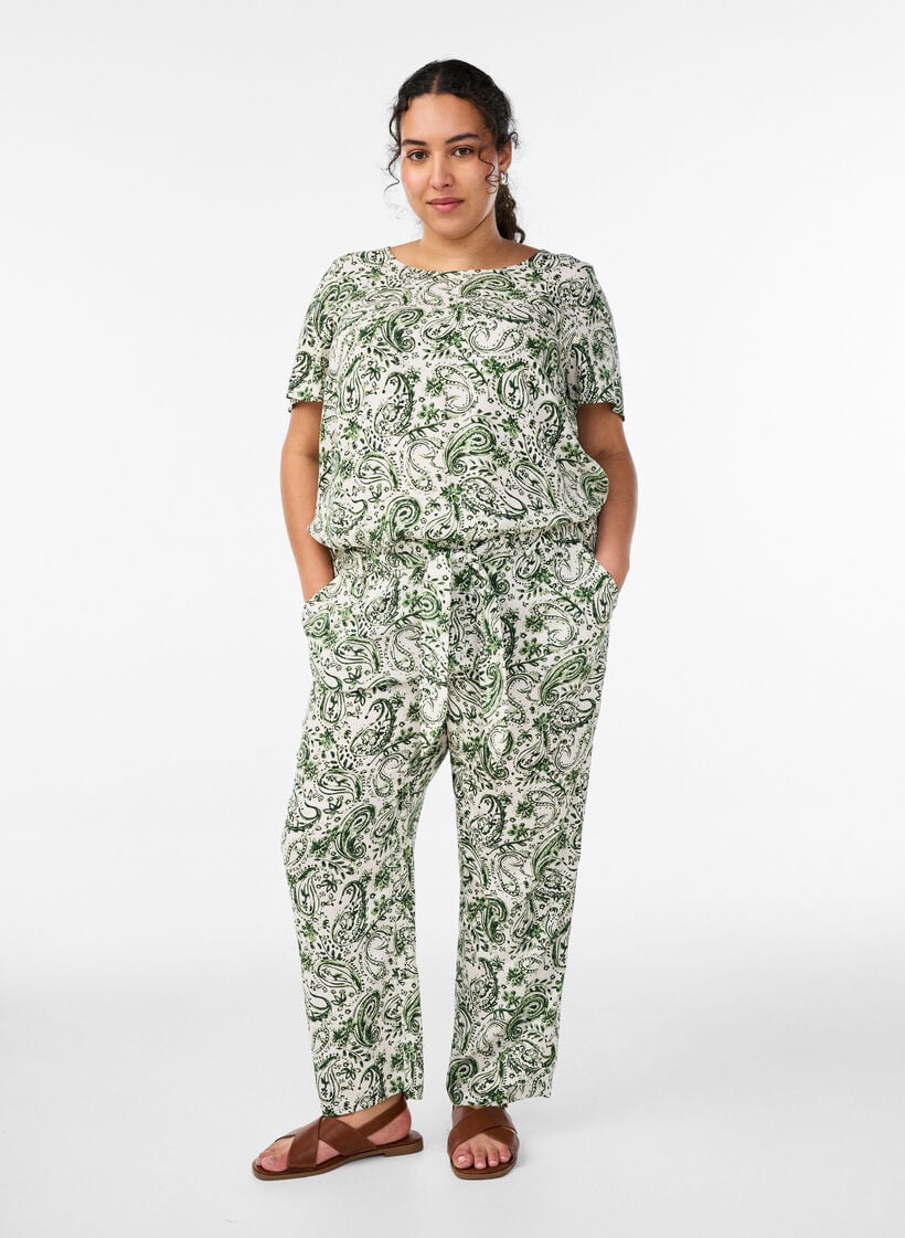 Bijpassende set, , Model