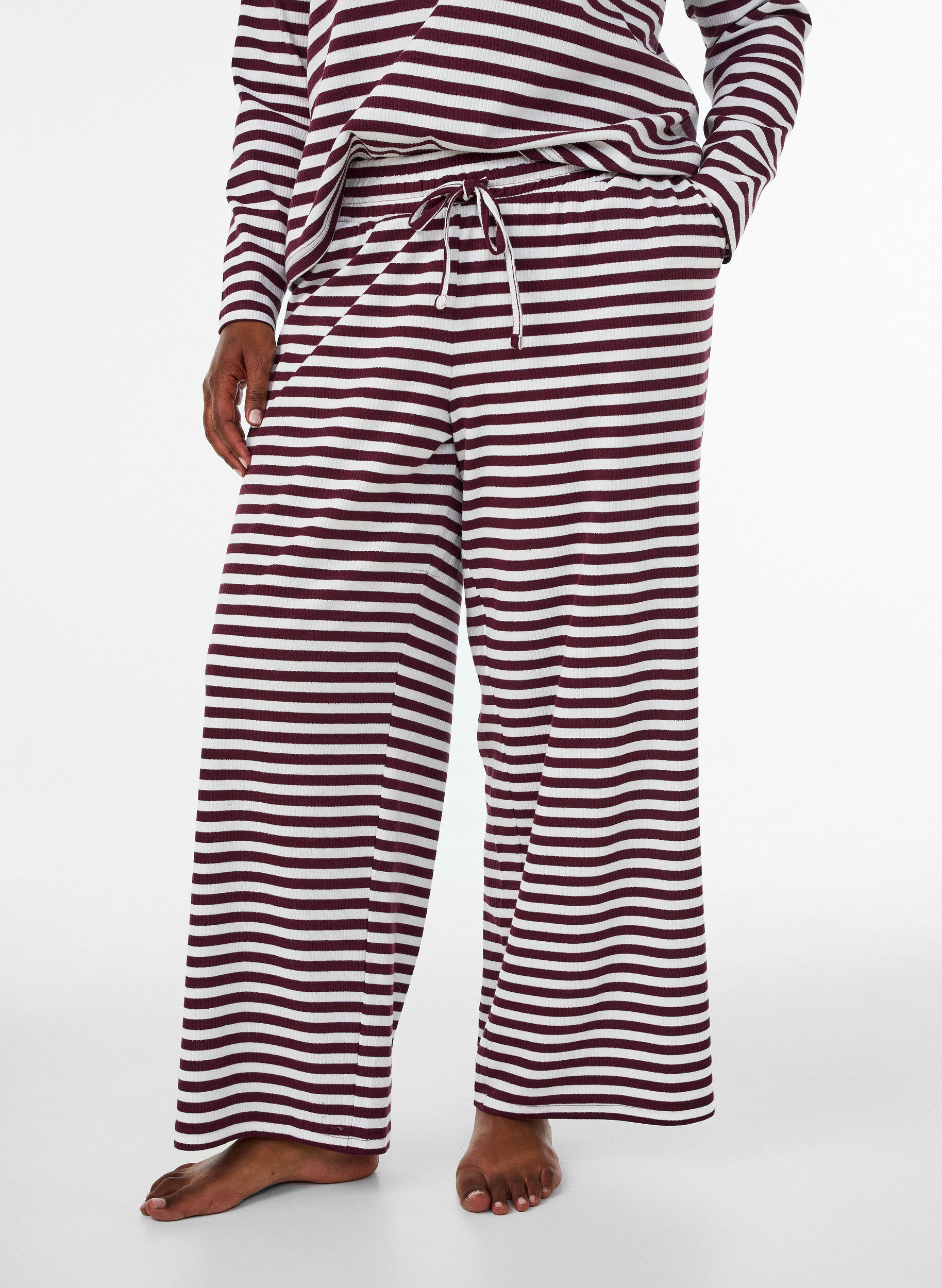 ZizziGestreepte pyjamabroek met een high waist en wijde pijpen, Rood, Model image number 2