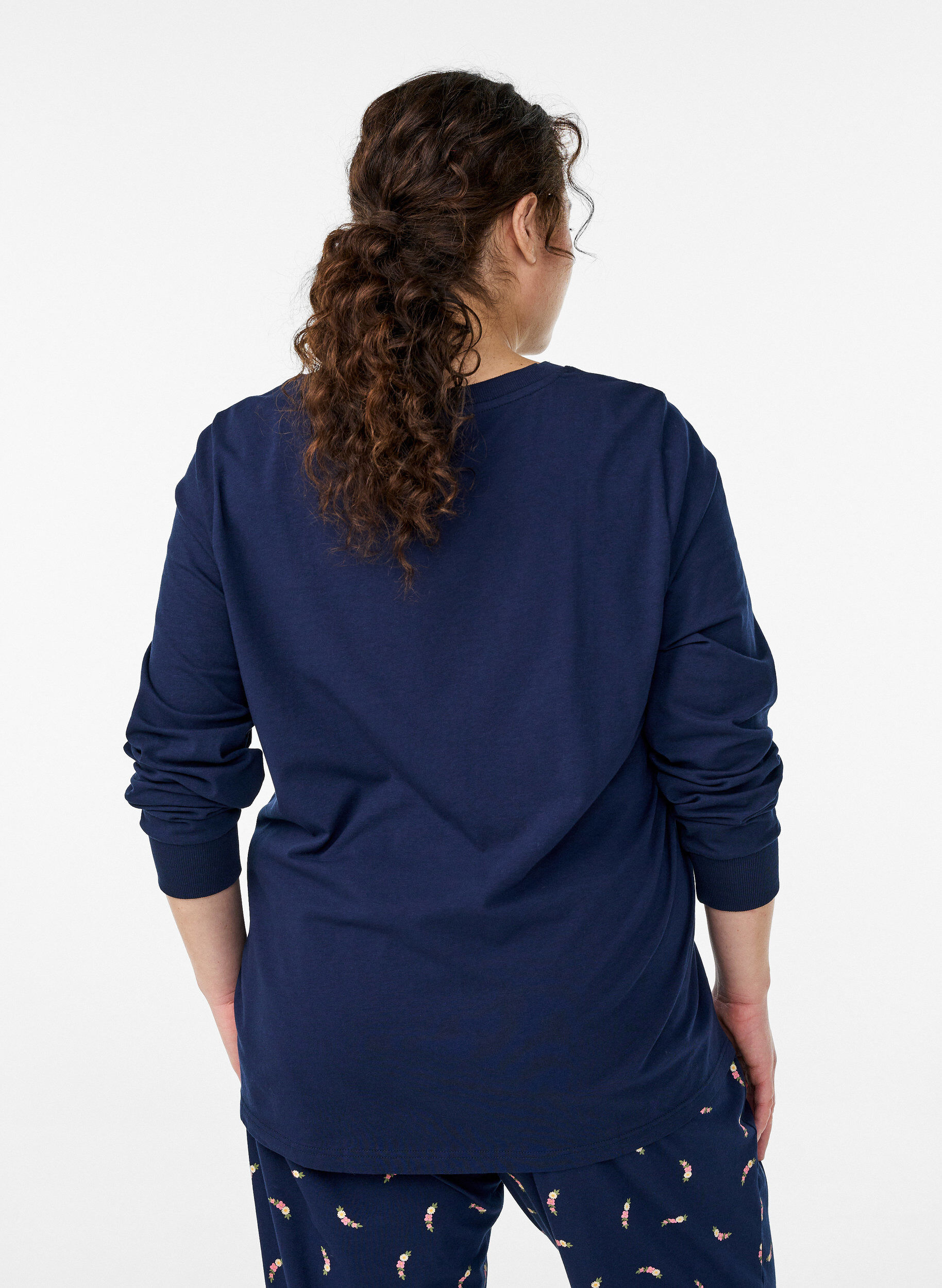 ZizziPyjamatop met lange mouwen in zachte katoenen jersey, Blauw, Model image number 2