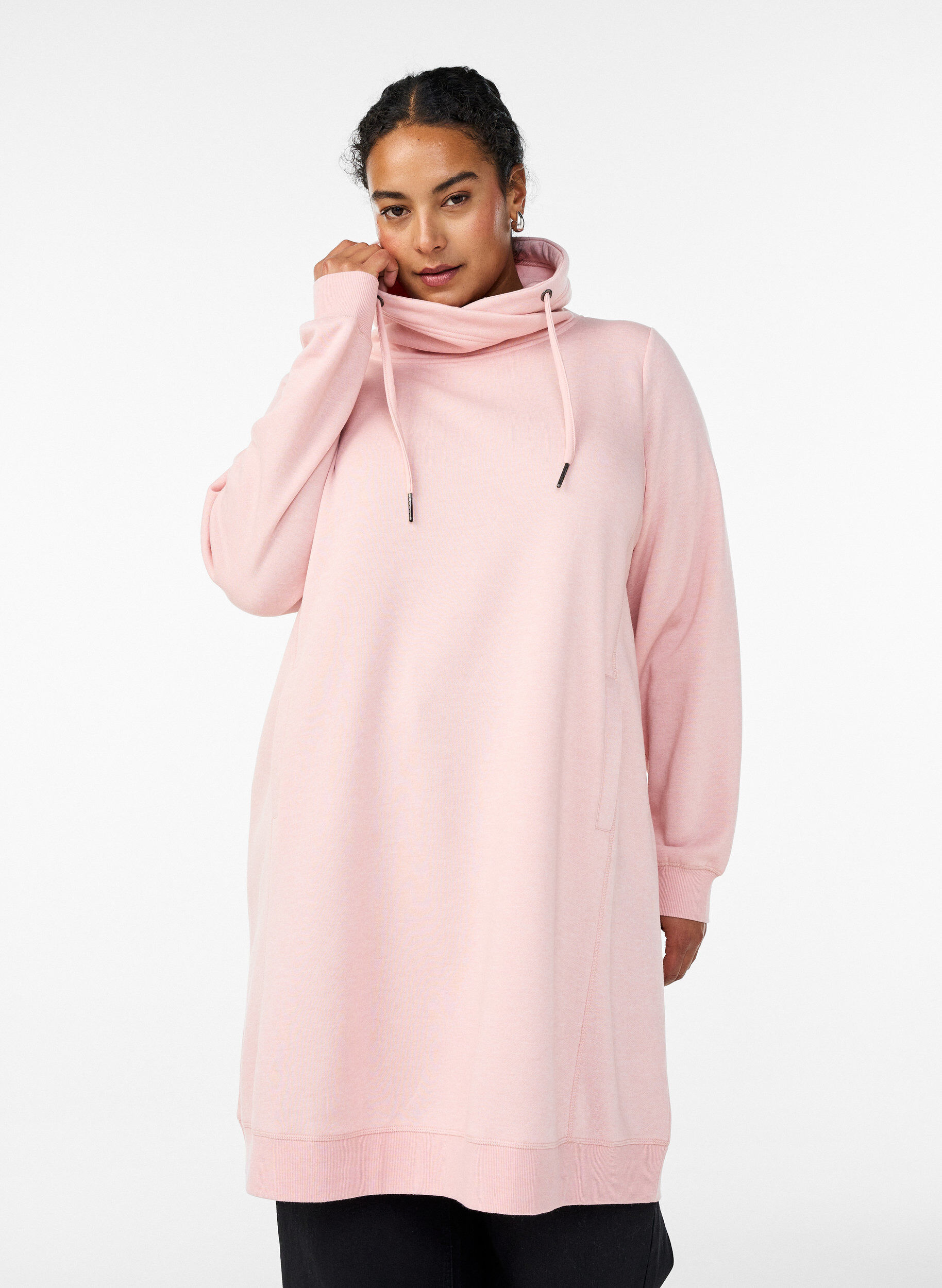 Kort sweatshirt jurk met hoge kraag en zakken, Rood, Model