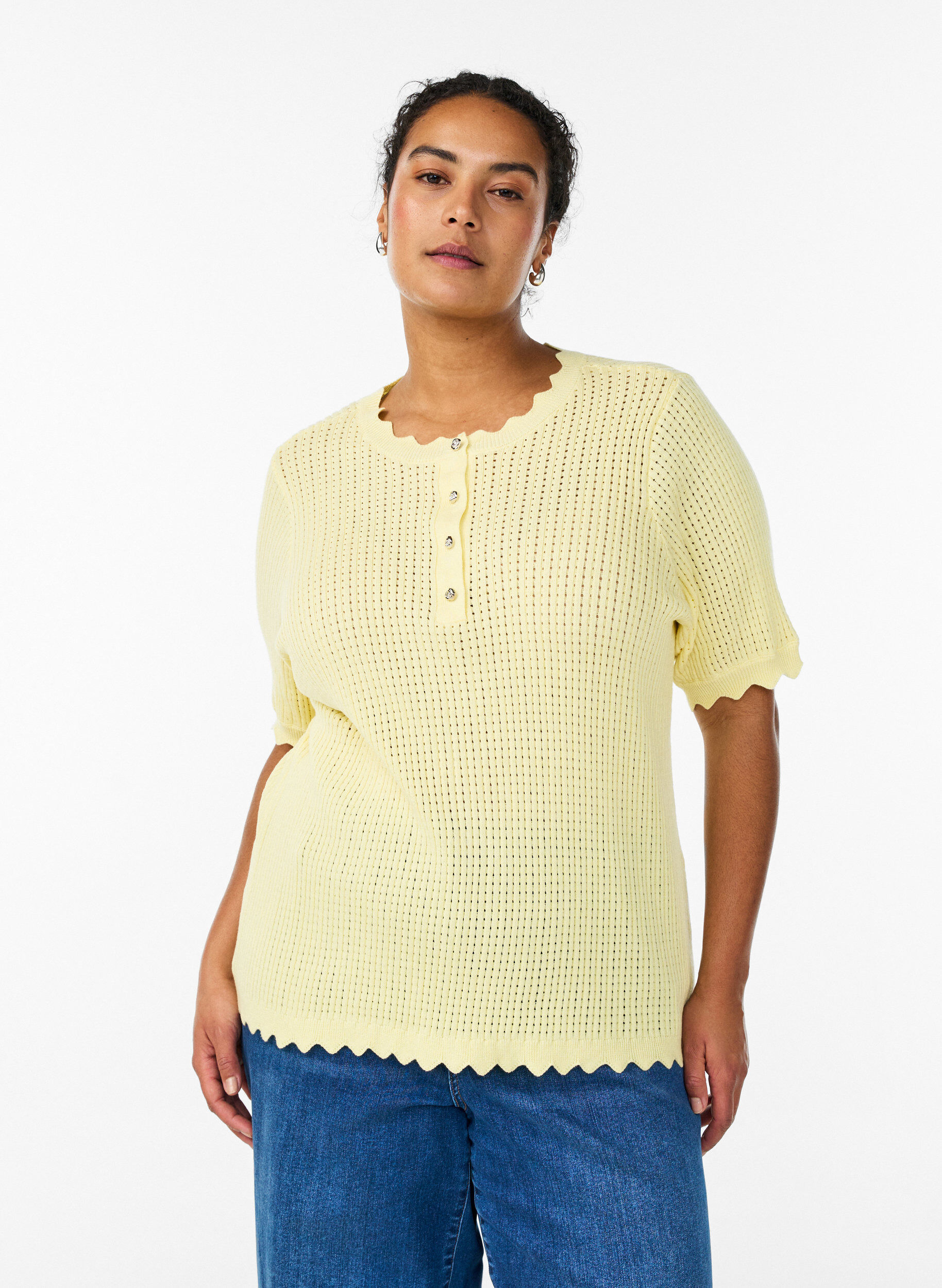 Korte mouw gebreide blouse met ajourpatroon en golfranden, Geel, Model
