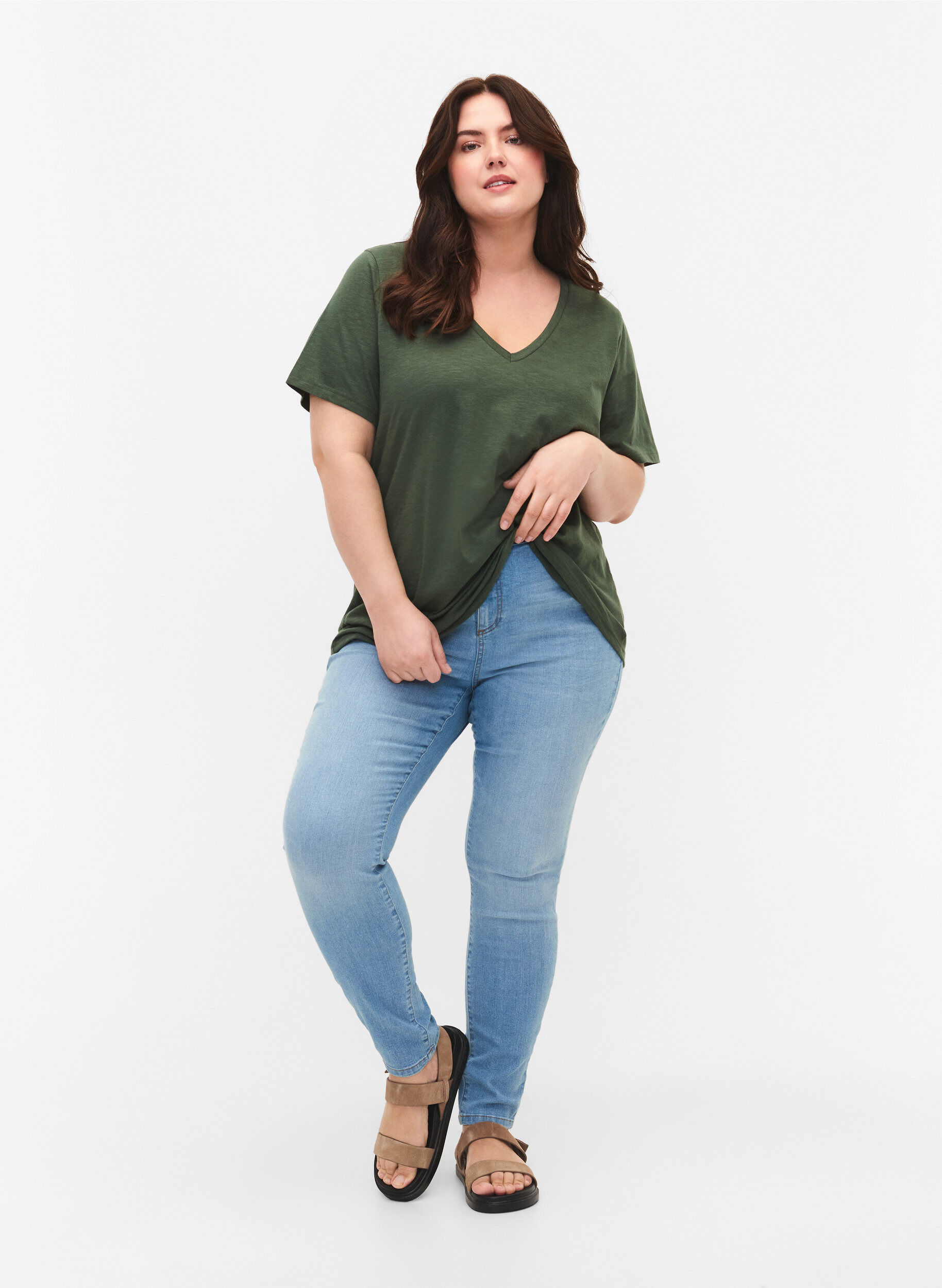 ZizziBasic t-shirt met korte mouwen en v-hals, Groen, Model image number 1