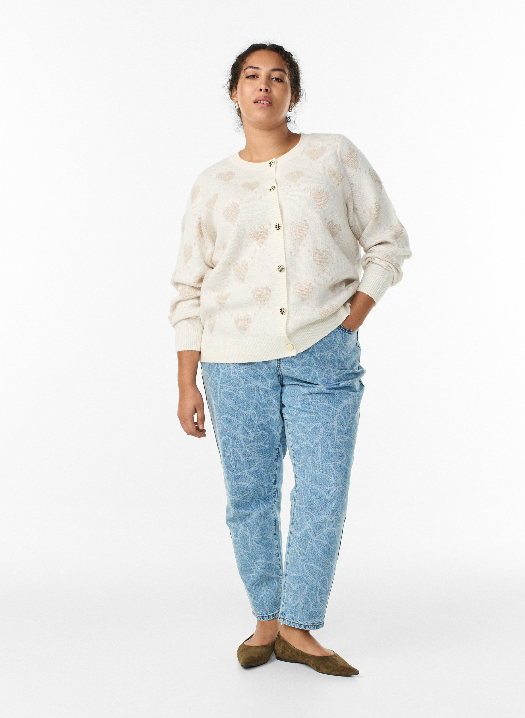 ZizziVest met hartjes en gouden knopen, Beige, Model image number 1