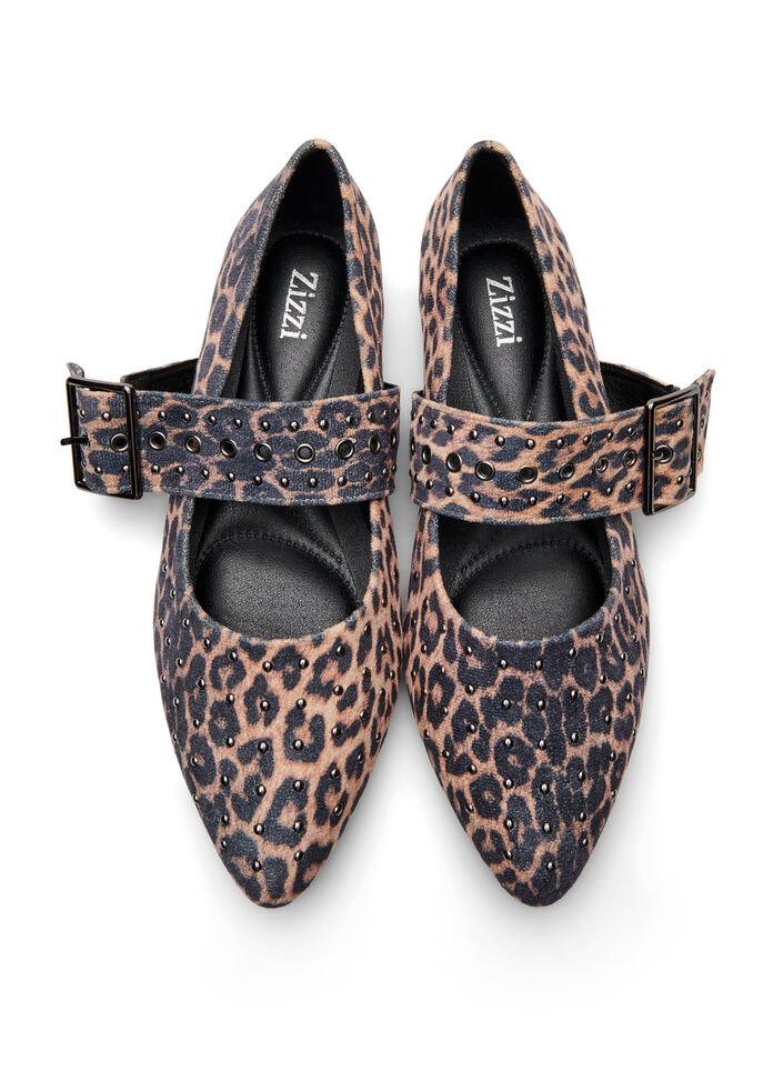 Wide fit - Luipaard print ballerina met gesp en studs, Leopard AOP, Packshot