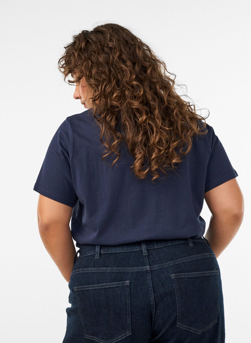 Kerst T-shirt van biologisch katoen, Blauw, Model image number 2