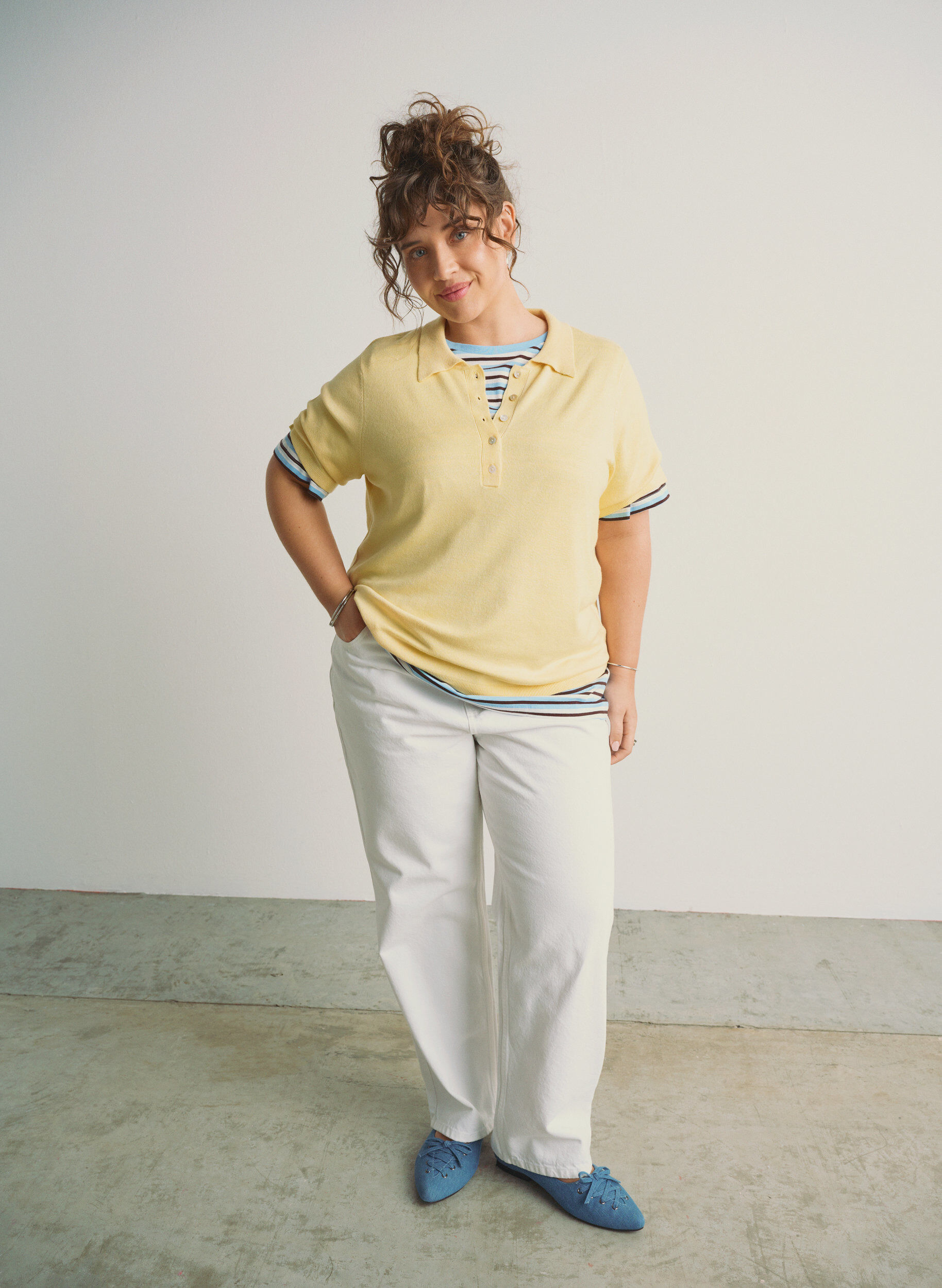 ZizziStraight-fit jeans met een strikceintuur, Wit, Image image number 0