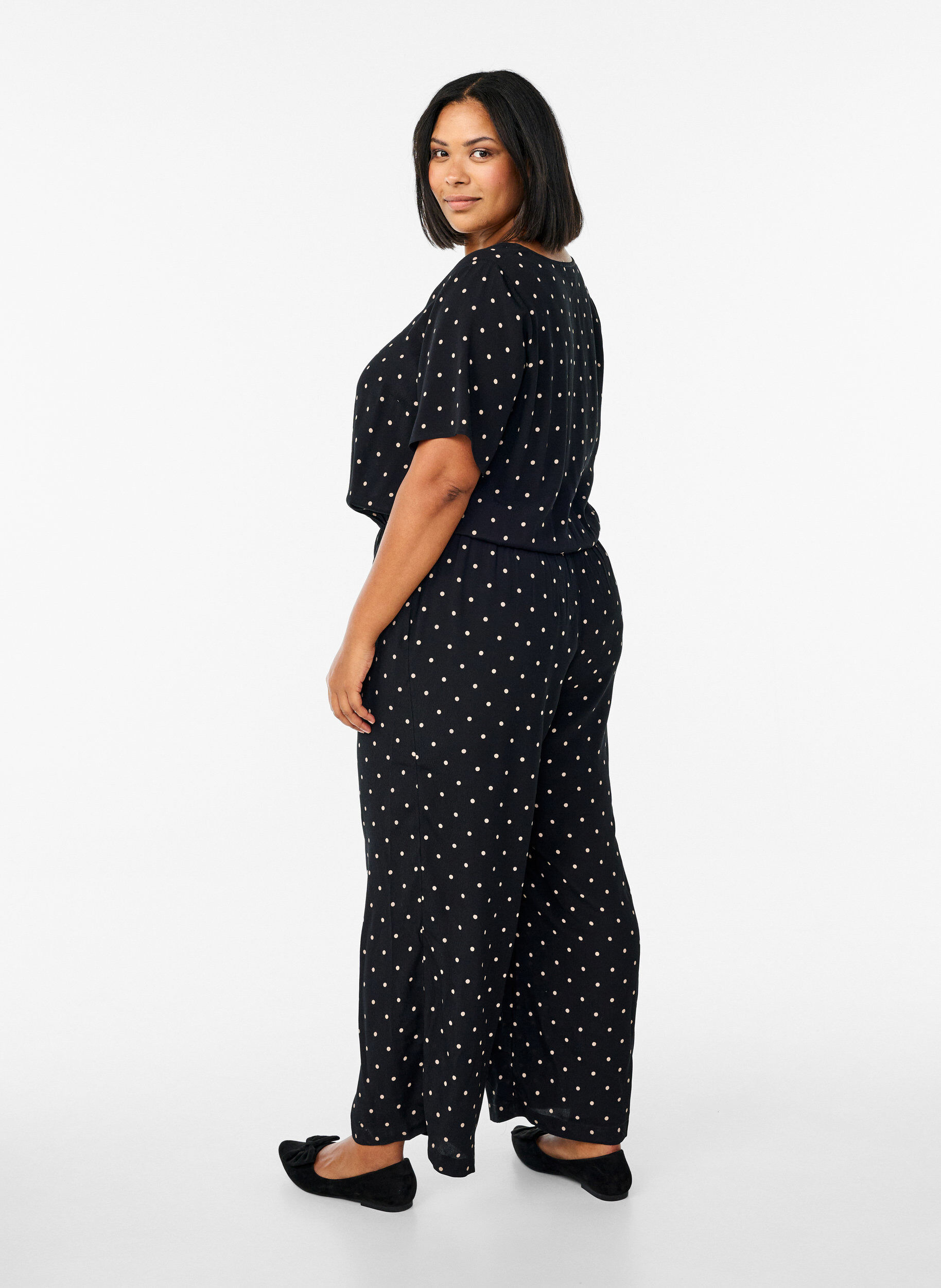 ZizziPolkadot jumpsuit met korte mouwen, Zwart, Model image number 1