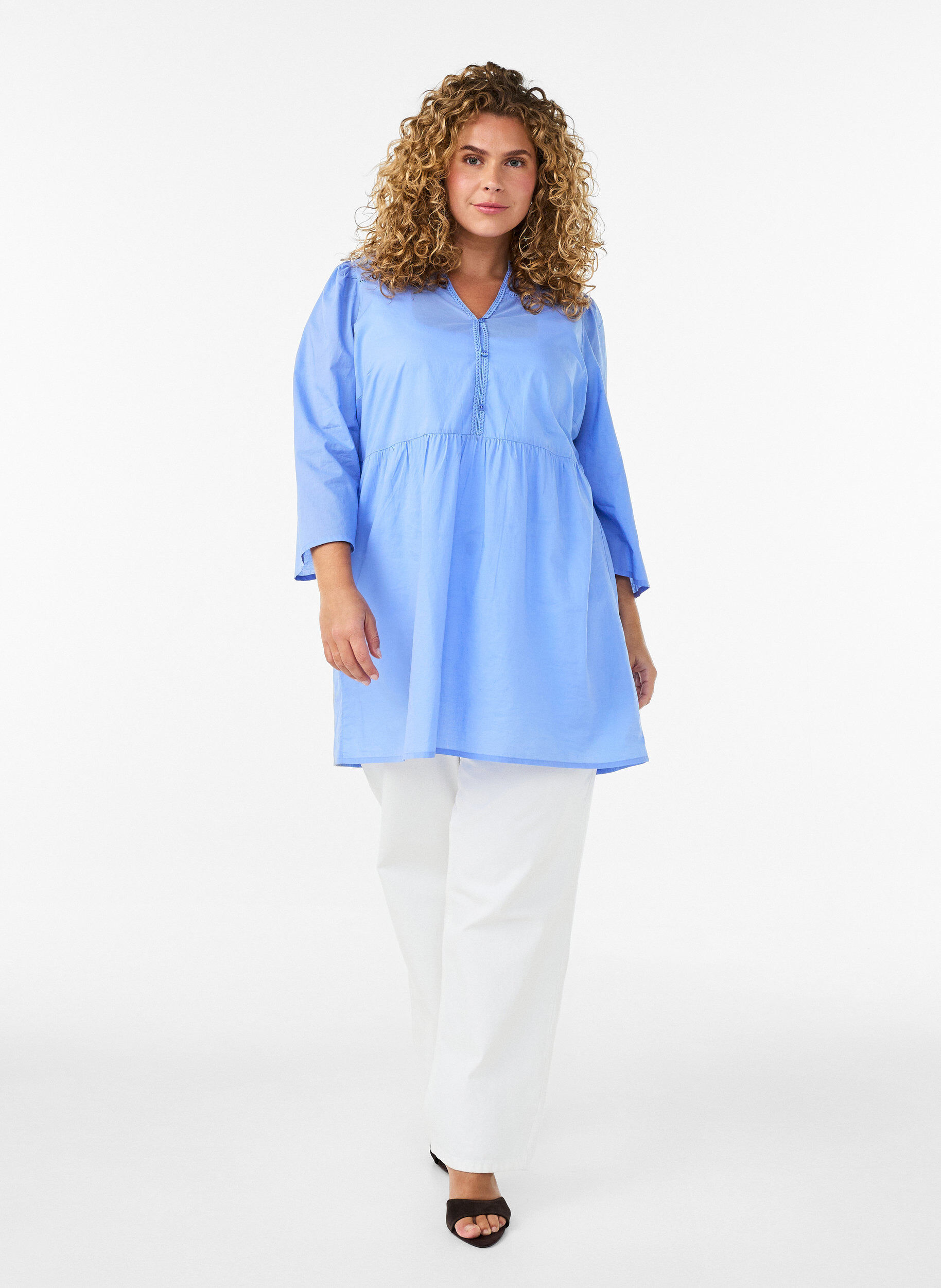 ZizziKatoenen tuniek met V-hals en crochet detail, Blauw, Model image number 1