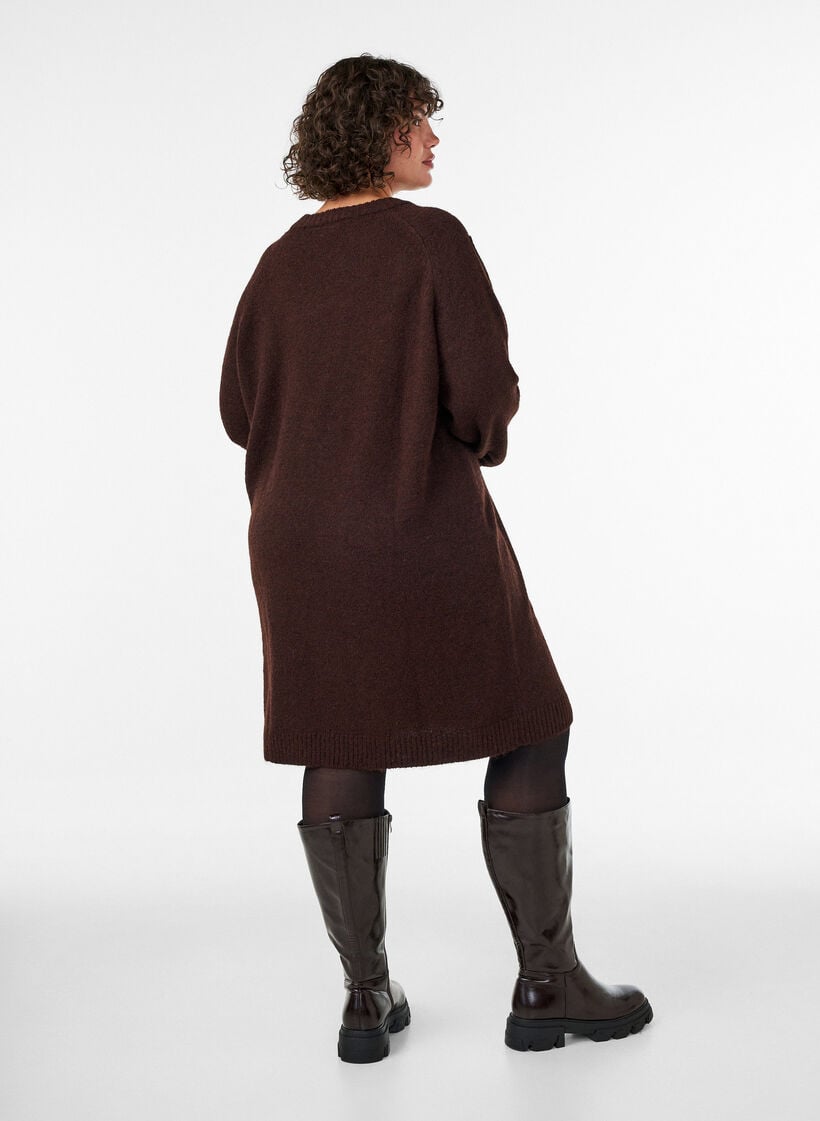 Jumper jurk met grote bloem applicatie, Bruin, Model image number 2