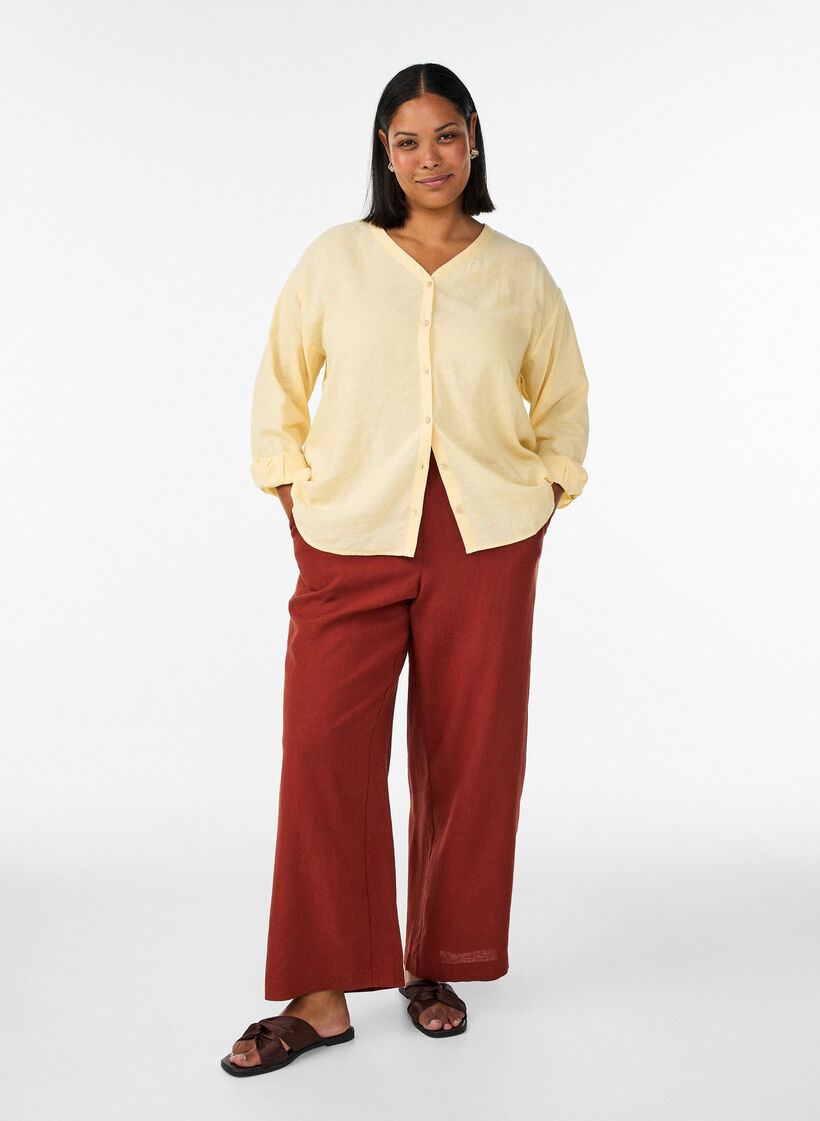 Blouse in linnen en viscose met V-hals, Geel, Model image number 1