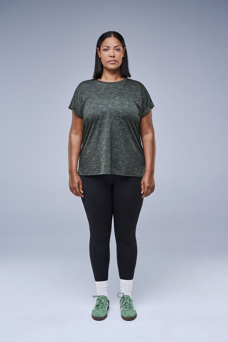 Groene losse trainings-T-shirt, , Model