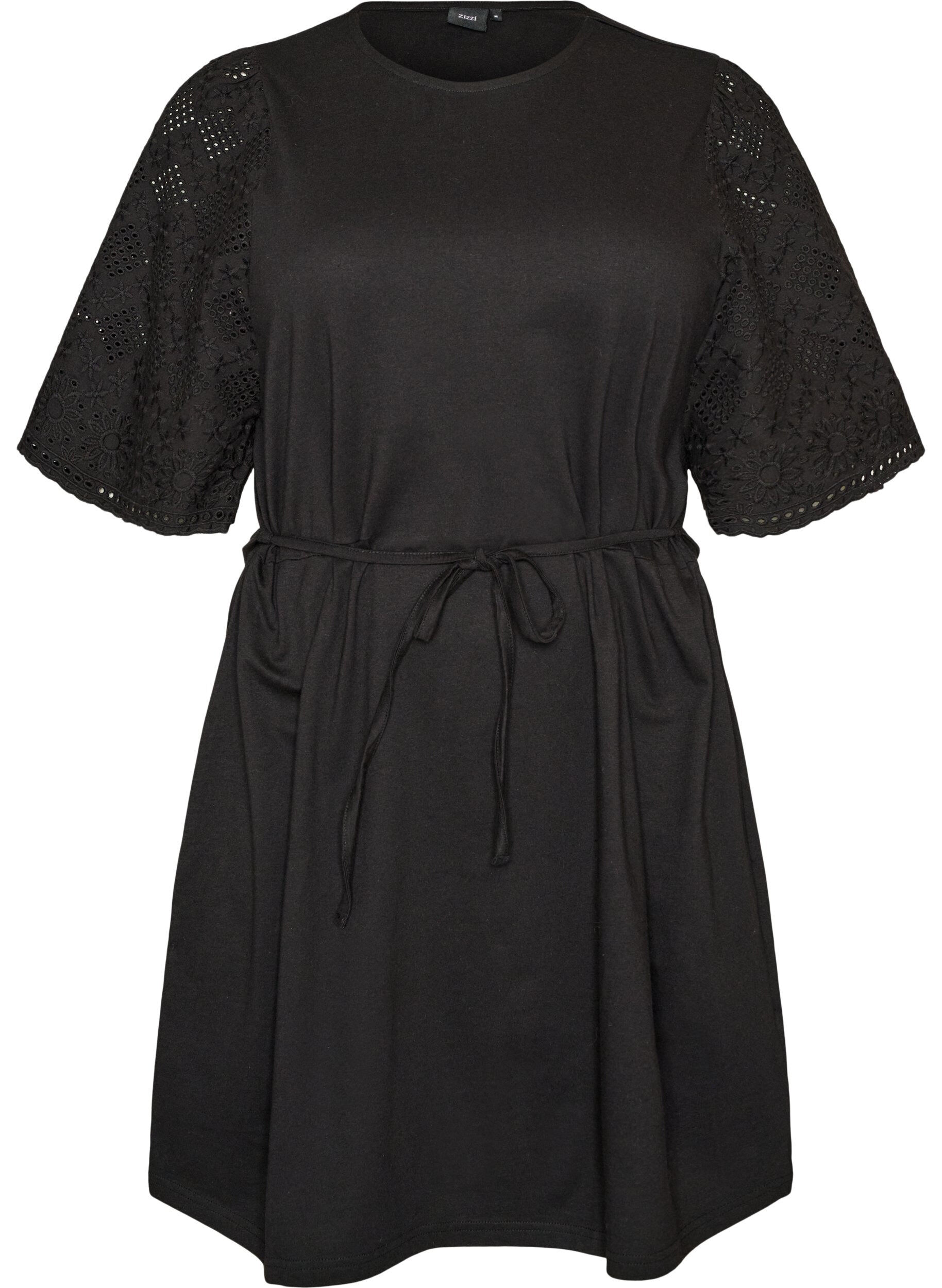 Katoenen jurk met broderie anglaise mouwen en een strik in de taille