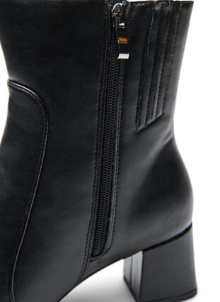 ZizziWide fit - Enkelboots met blokhak, Zwart, Packshot image number 4