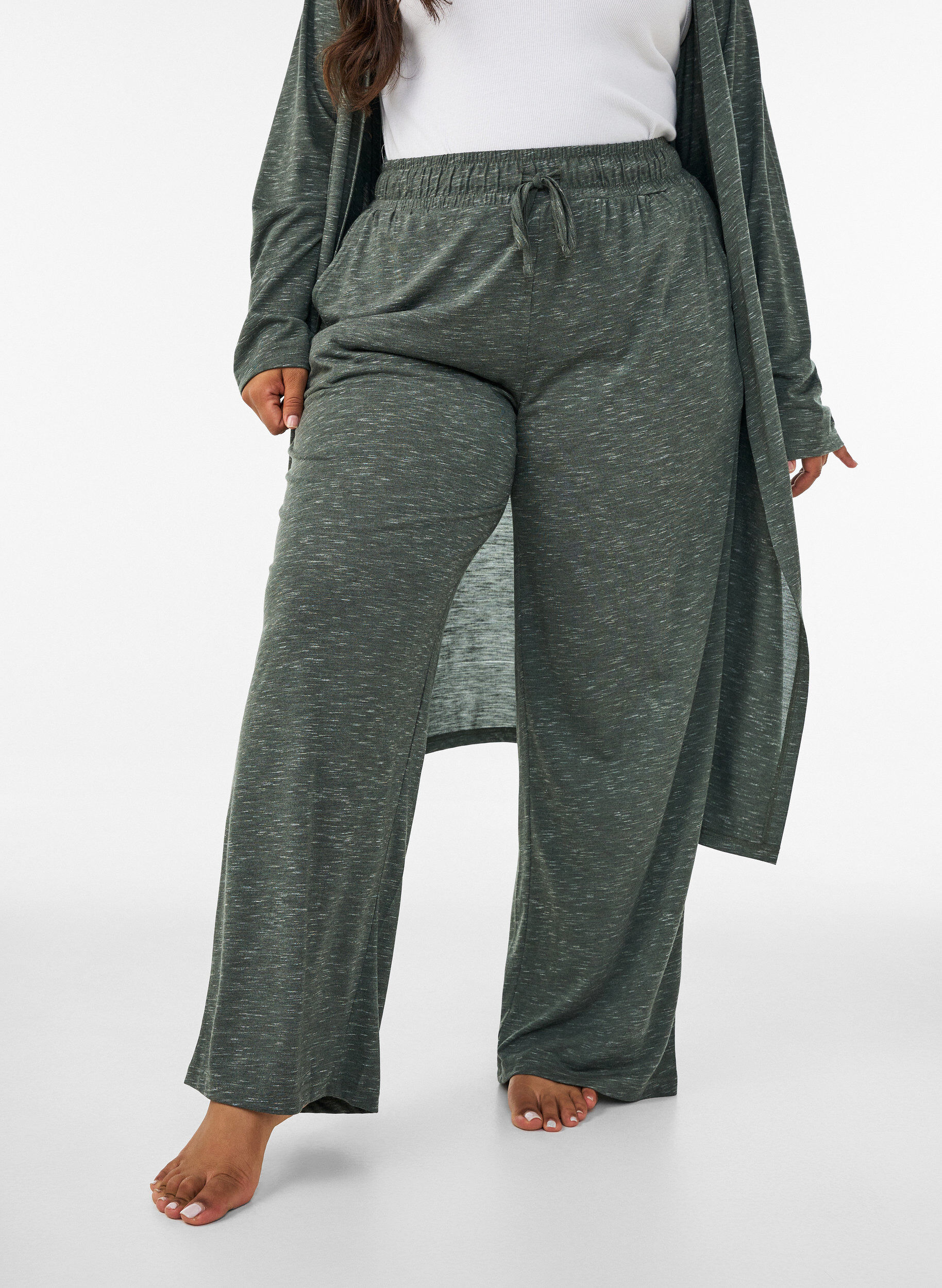 Jersey broek met wijde pijpen en zakken, Groen, Model