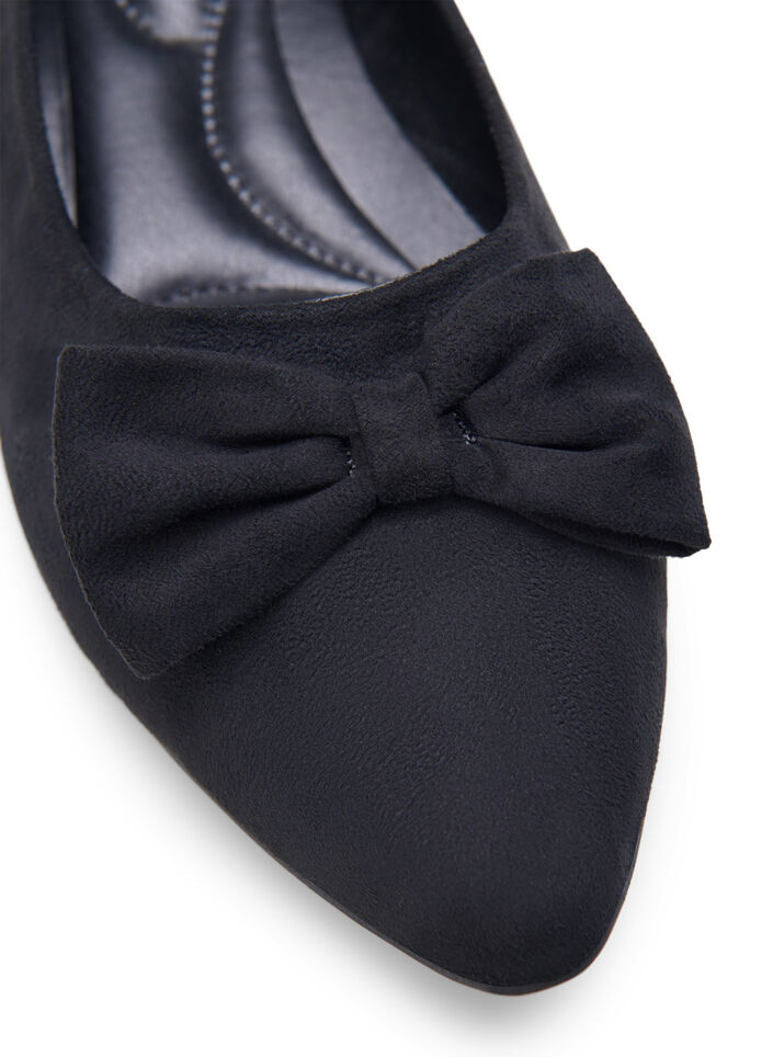 Ballerina met brede pasvorm en strik, Black, Packshot