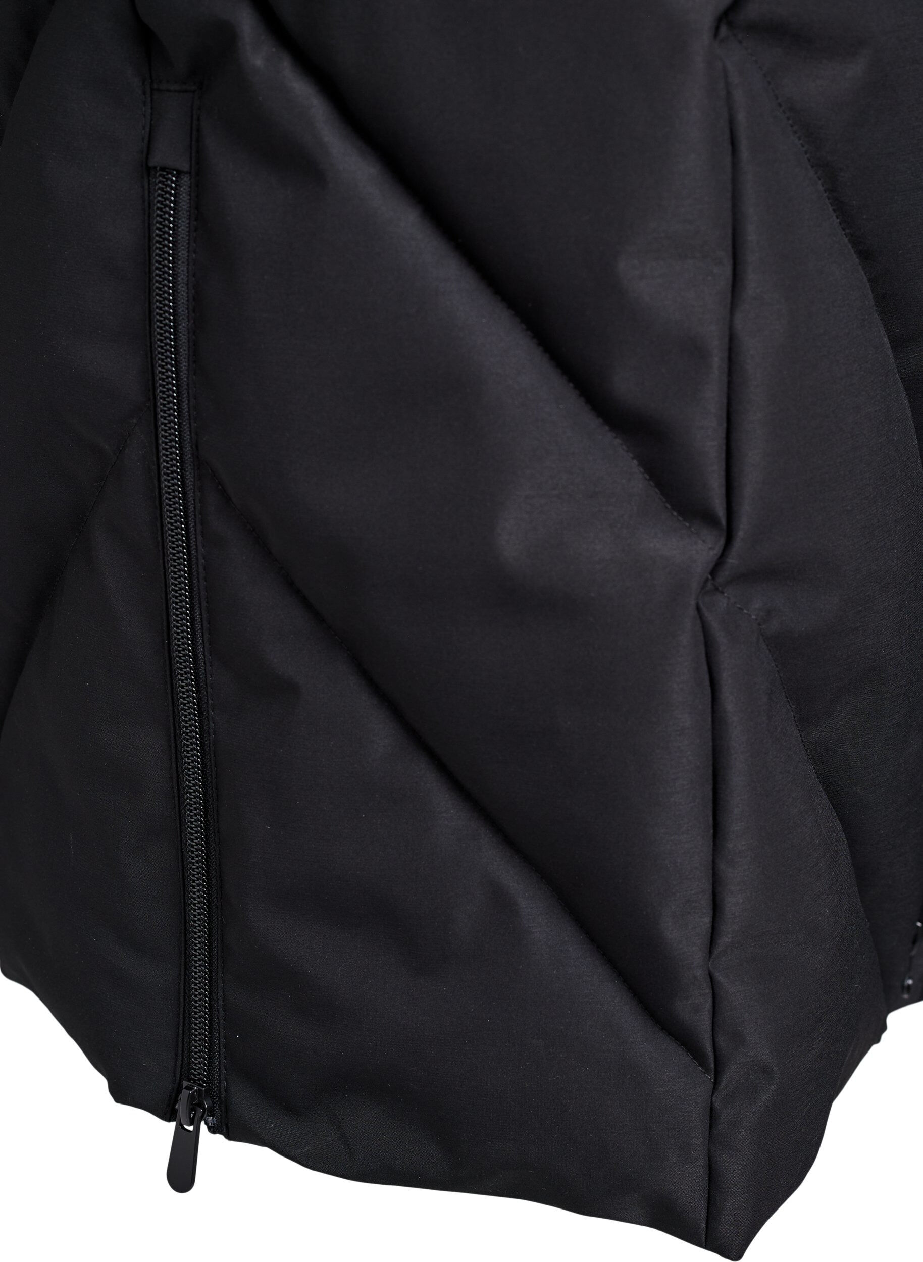 ZizziLange winterjas met haaksluitingen en een nep bontkraag, Zwart, Packshot image number 4