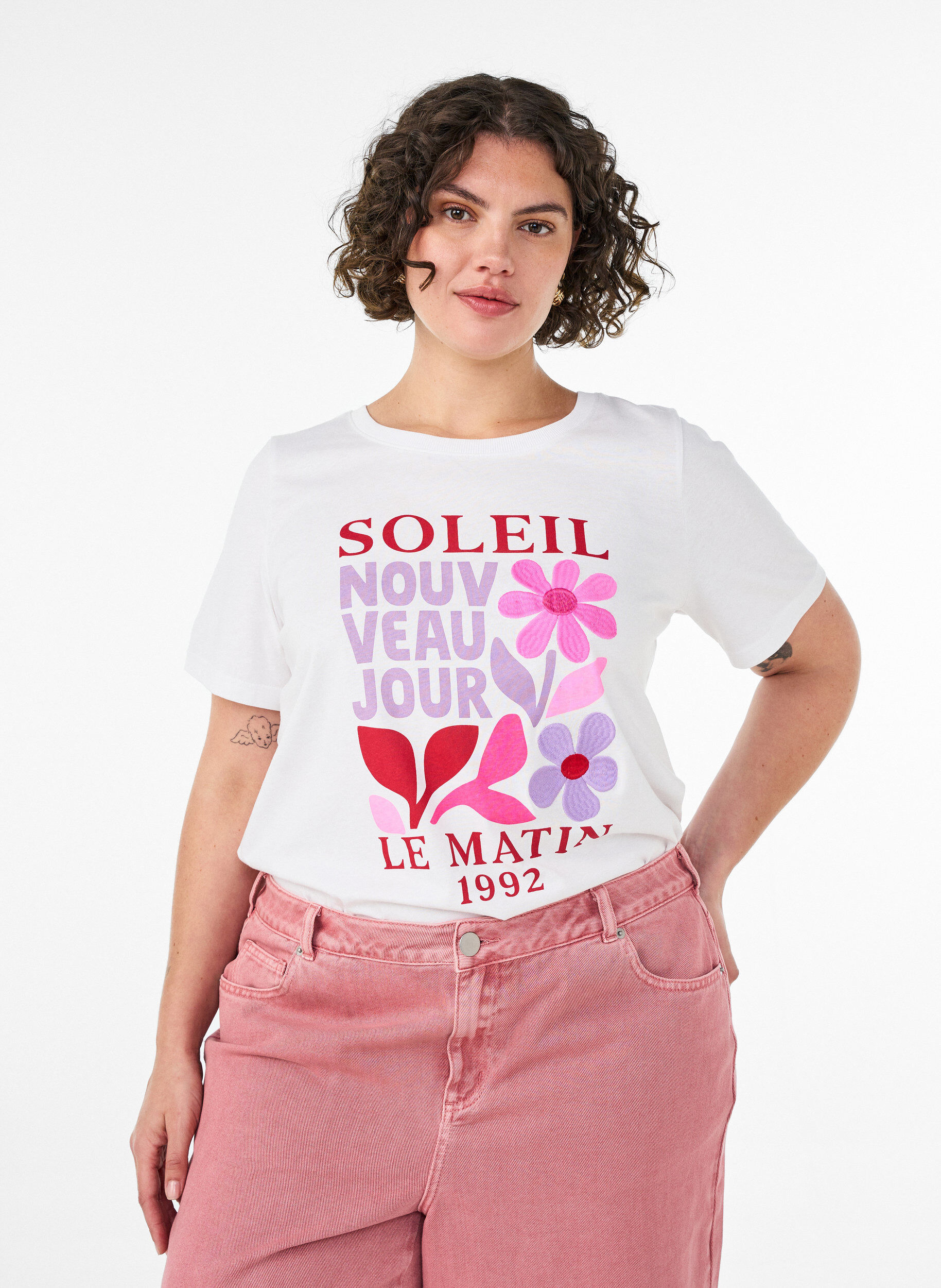 Katoenen T-shirt met print, Wit, Model