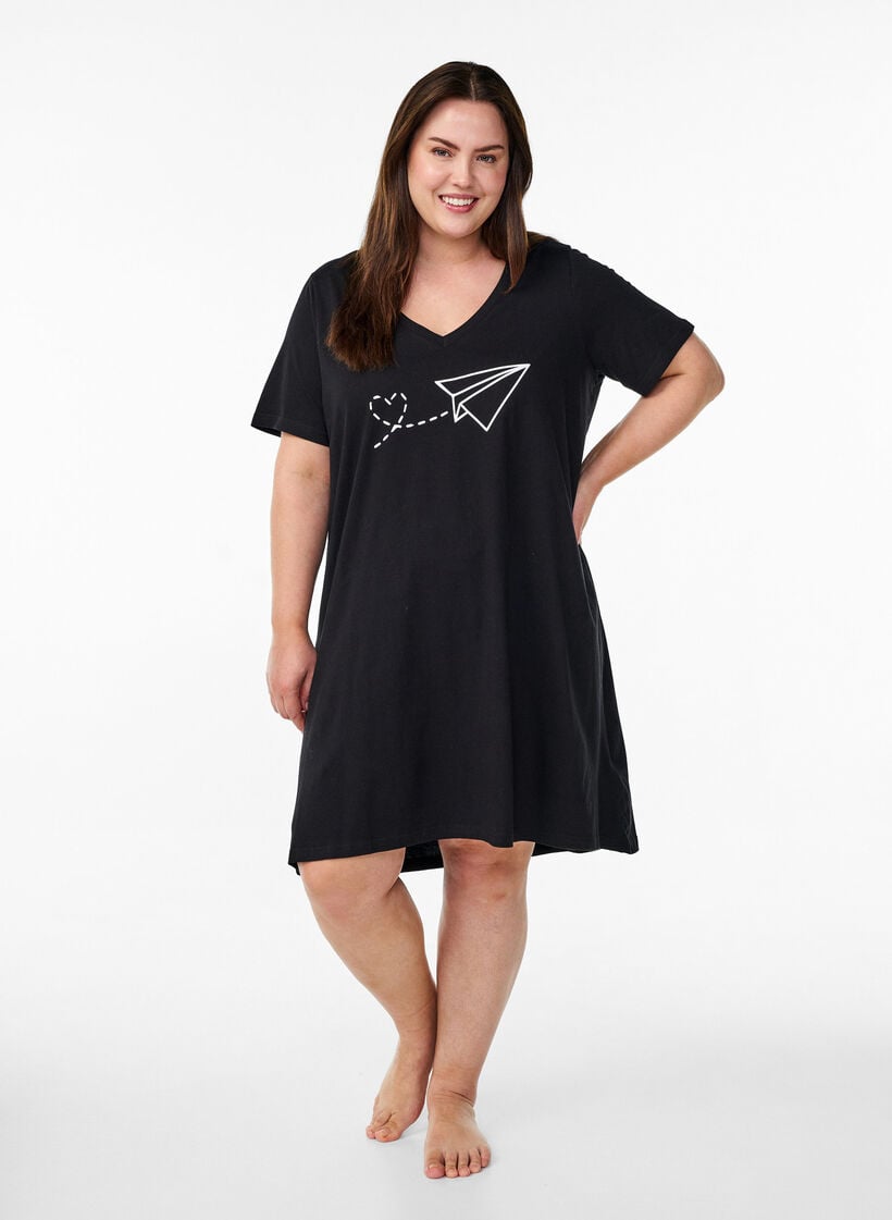 Nachtjapon van biologisch katoen met V-hals, , Model image number 1