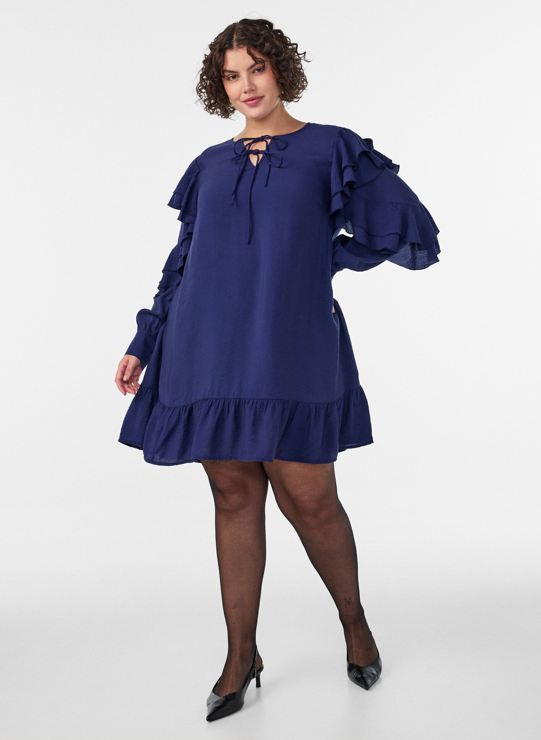 ZizziViscose jurk met ruches en strikbandjes, Blauw, Model image number 1