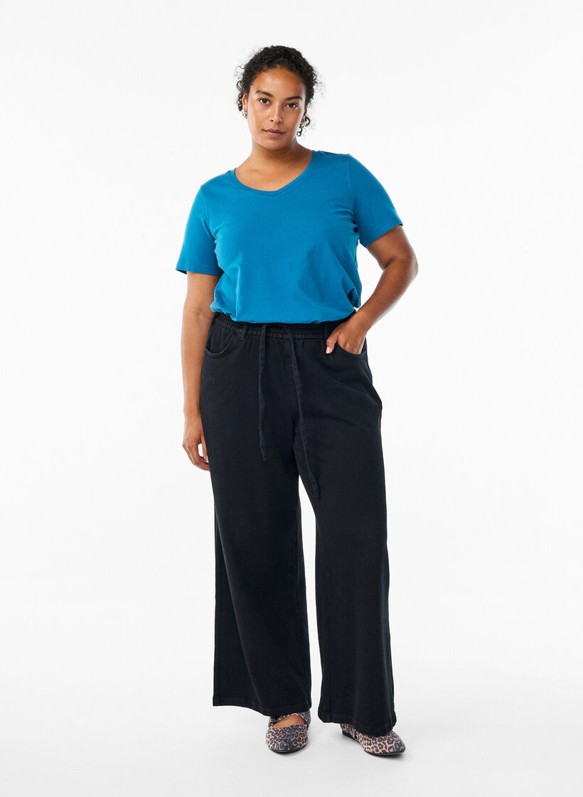 Basic effen katoenen t-shirt, Blauw, Model image number 1