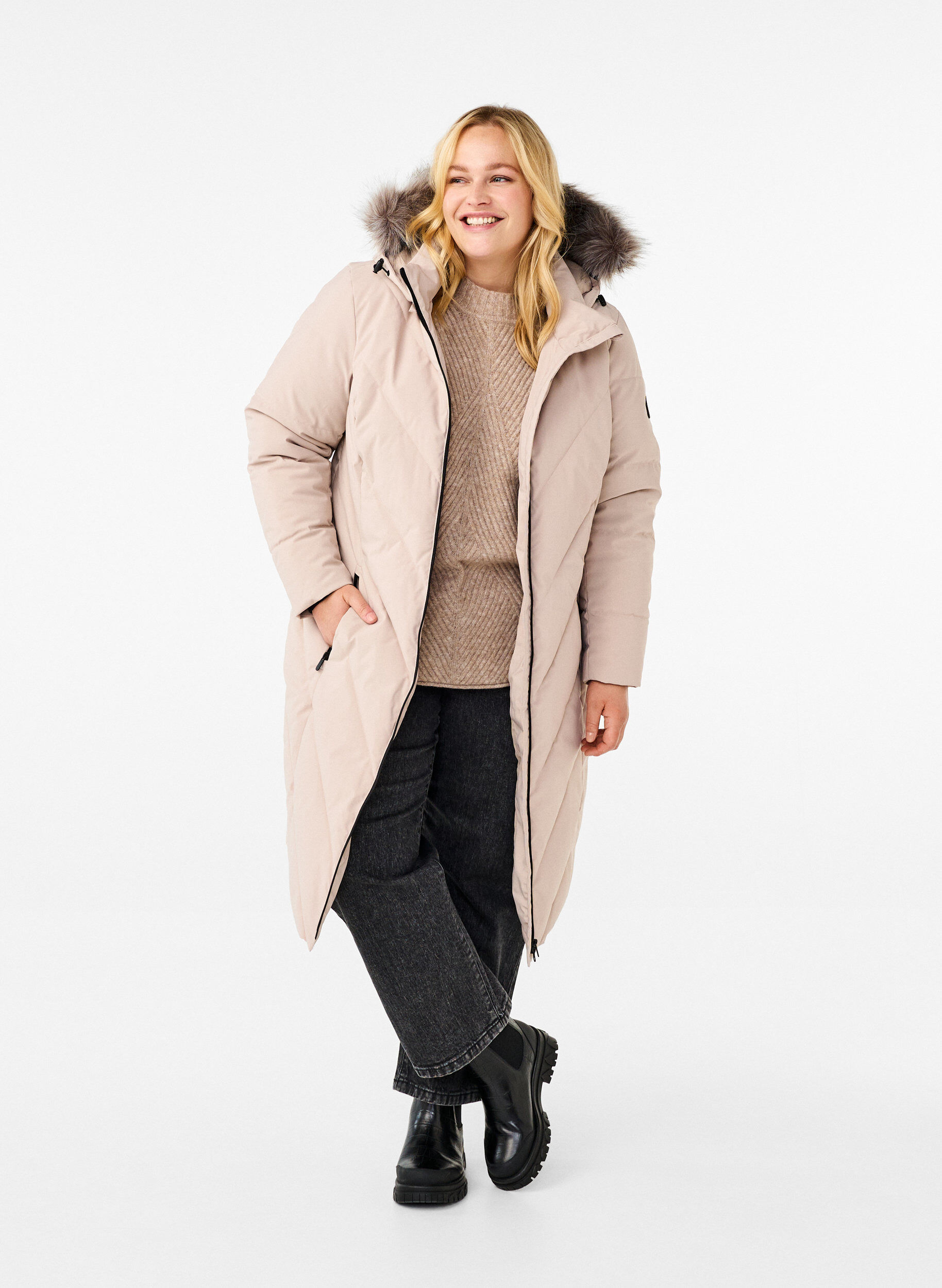 ZizziLange winterjas met haaksluitingen en een nep bontkraag, Beige, Model image number 1
