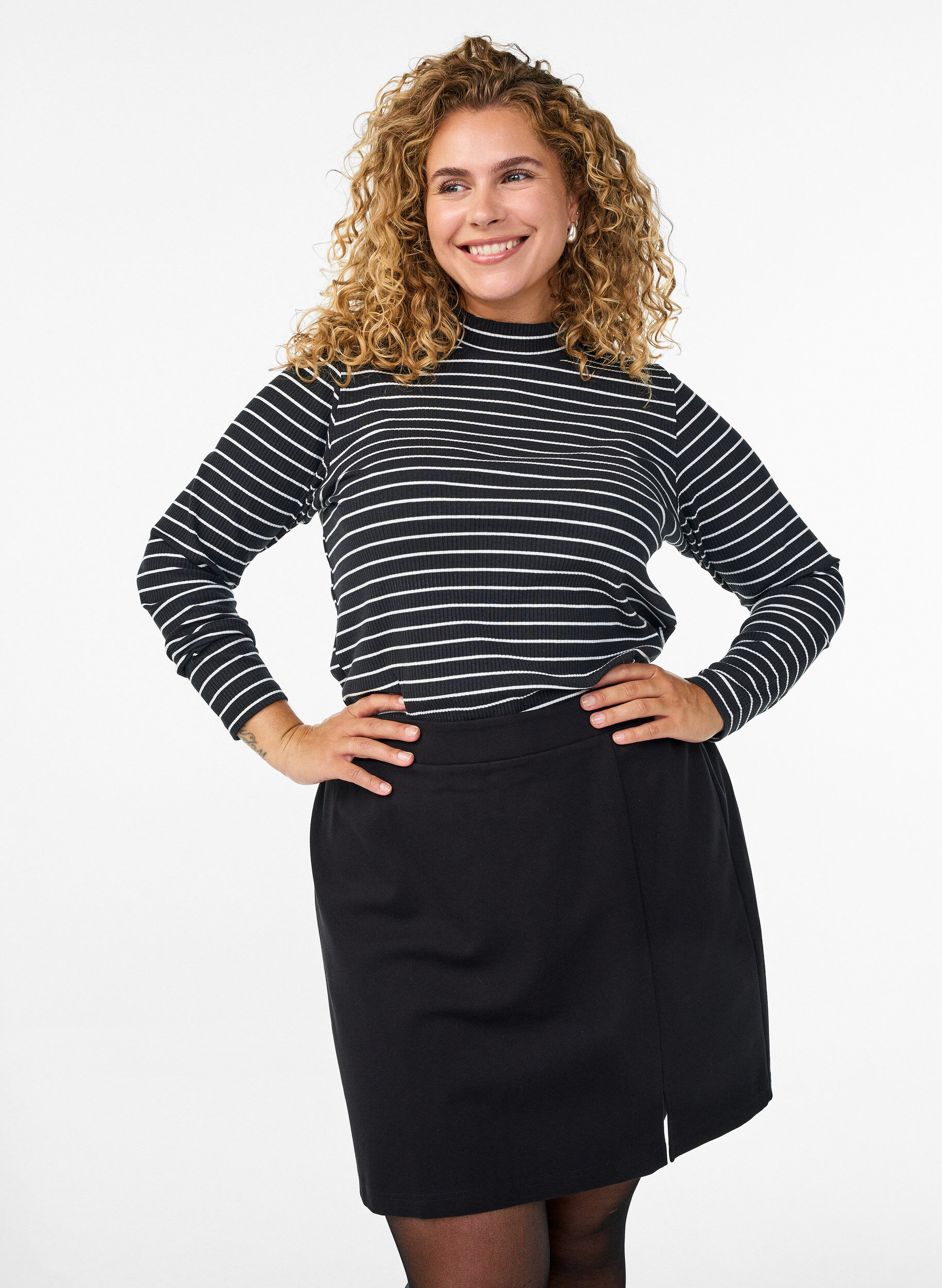 Korte jerseysrok met split, Zwart, Model