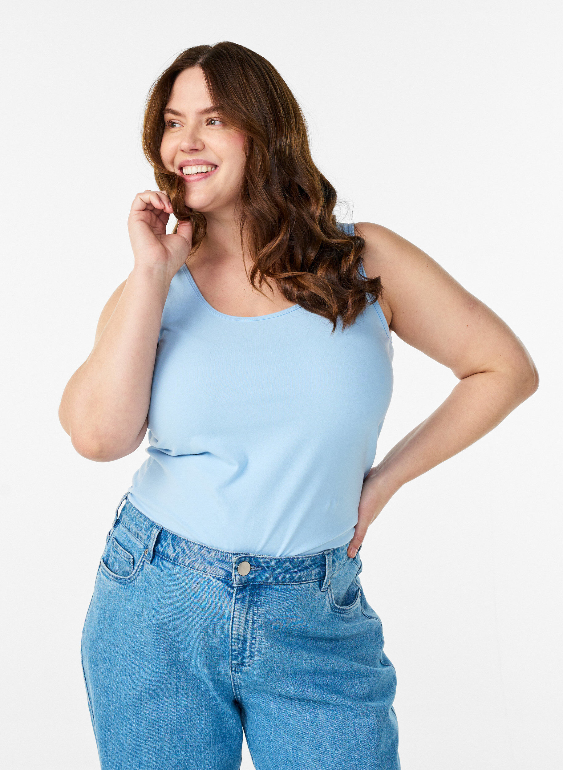 Effen basic top in katoen, Blauw, Model