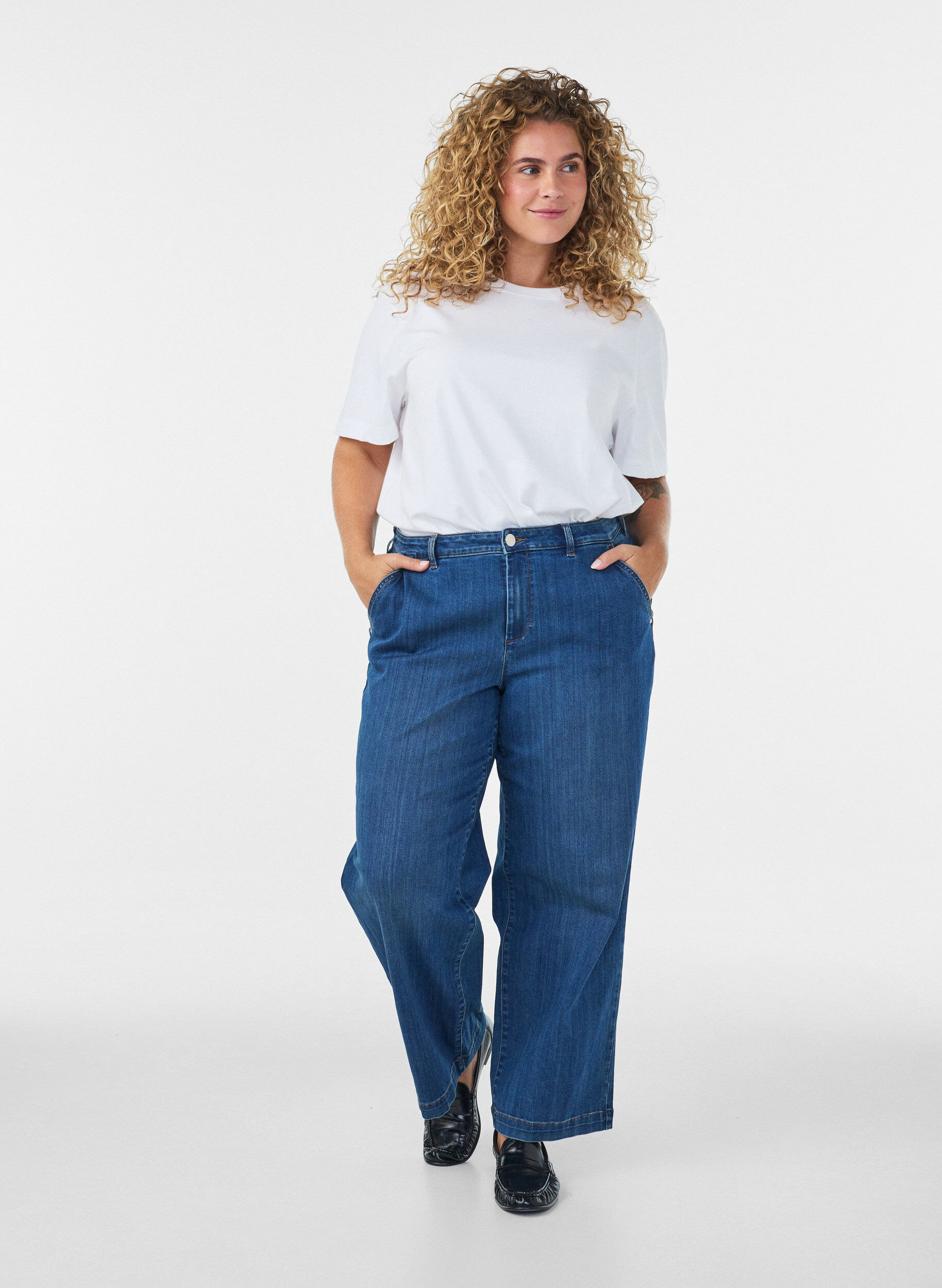 Wide fit Myra jeans met hoge taille, Blauw, Model