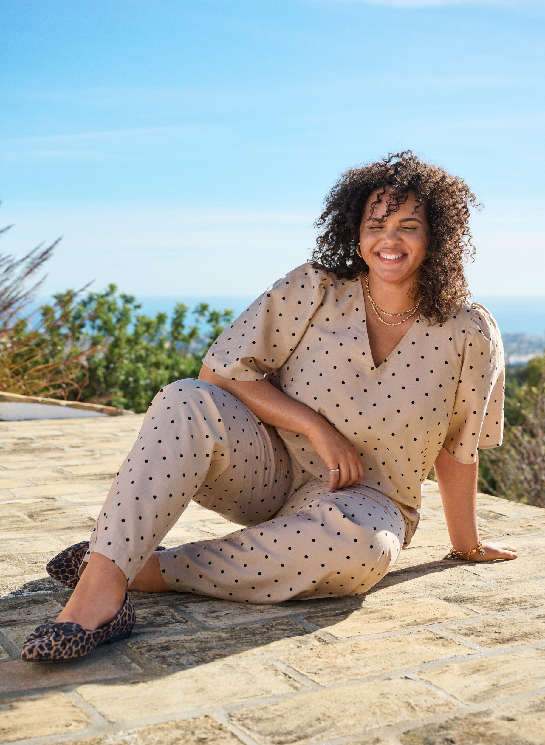 ZizziBroek met stippen en rechte pijpen, Beige, Image image number 0