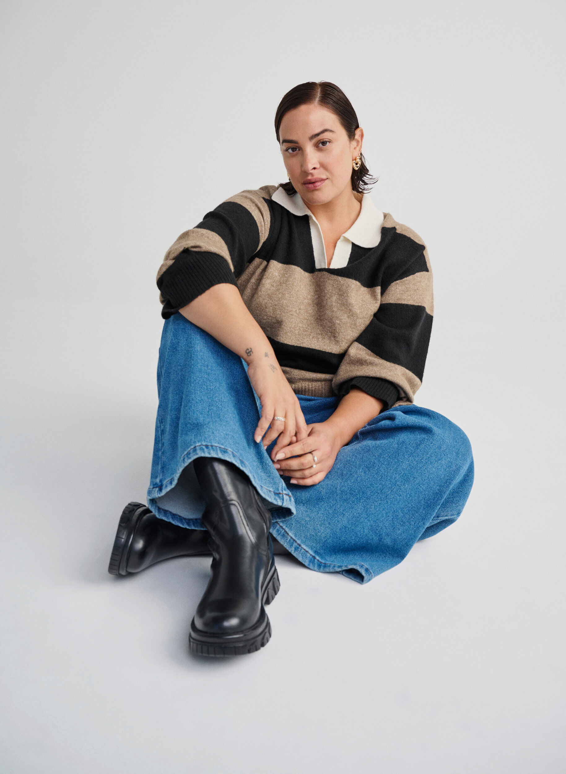 ZizziWide fit - Korte laars met elastiek, Zwart, Image image number 0