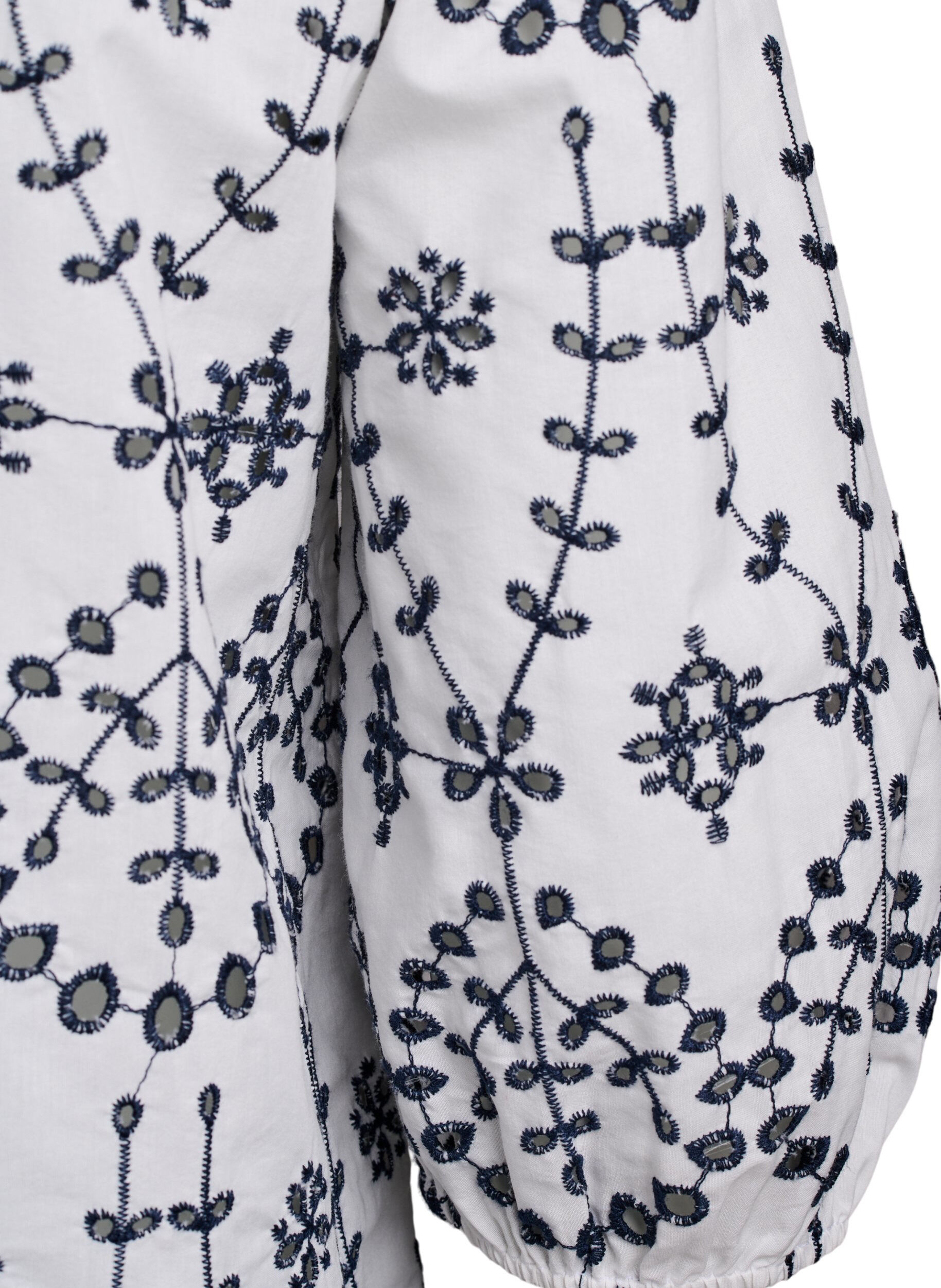 ZizziBlouse met 3/4 mouwen en contrasterende broderie anglaise, Wit, Packshot image number 3
