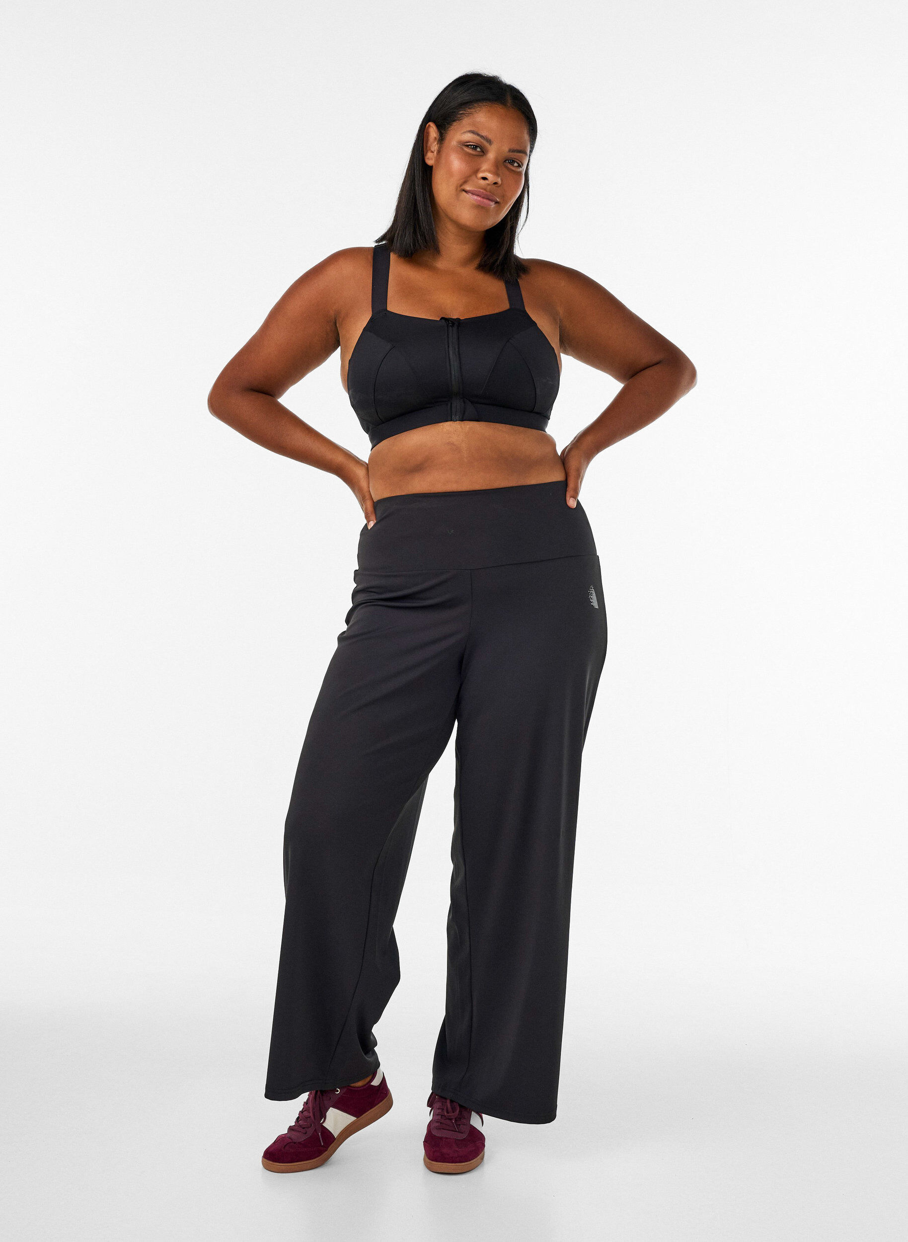 ZizziWide fit trainingsbroek, Zwart, Model image number 1