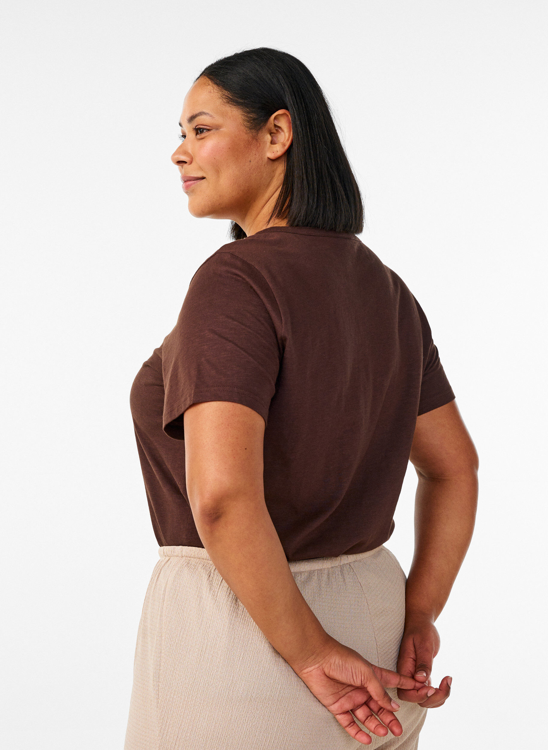 ZizziT-shirt met knoopdetail, Bruin, Model image number 2