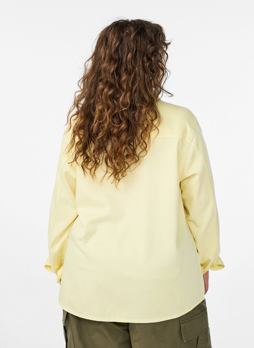Spijkerblouse met borstzakken, Geel, Model image number 2