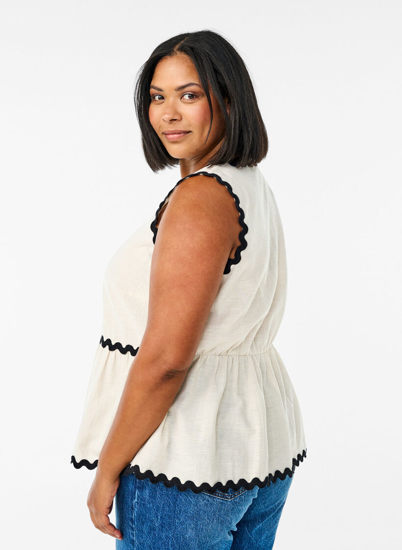 Mouwloze blouse met gekartelde contrasterende randen, Sandshell, Model