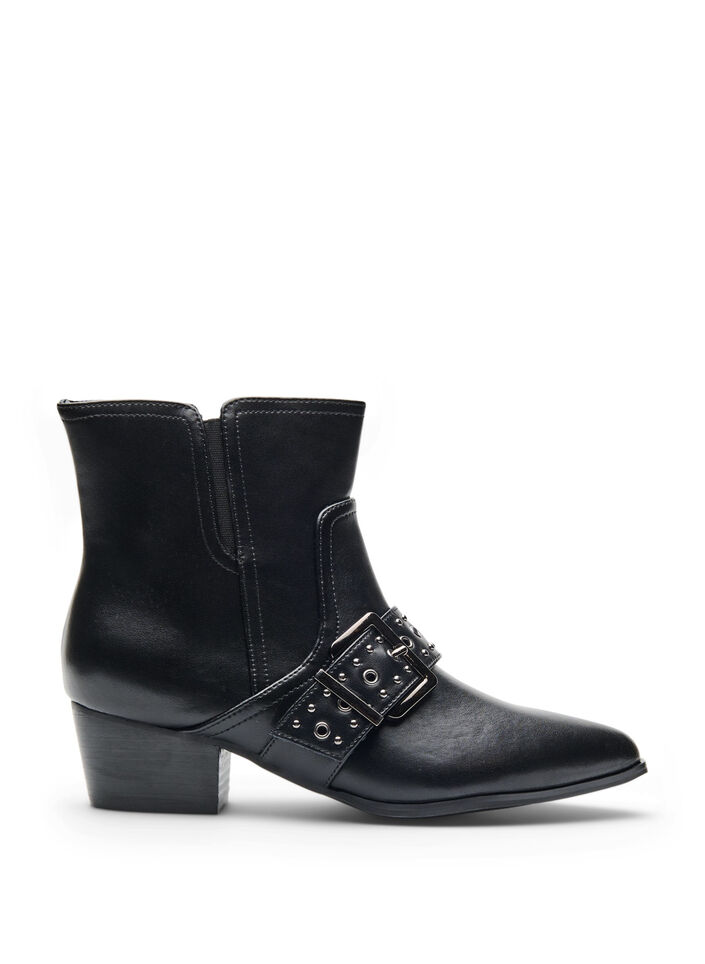 Wide fit - Leren enkellaars met riem en studs, Black, Packshot