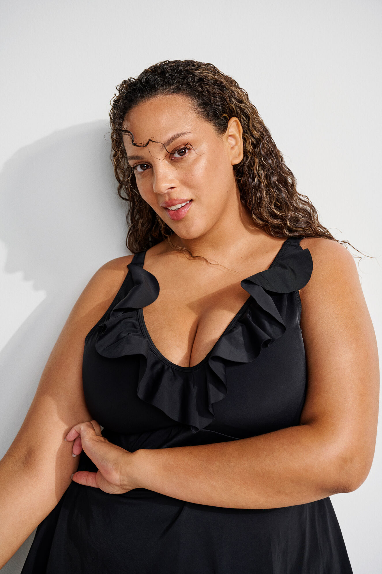 ZizziBadpak met ruches, , Model