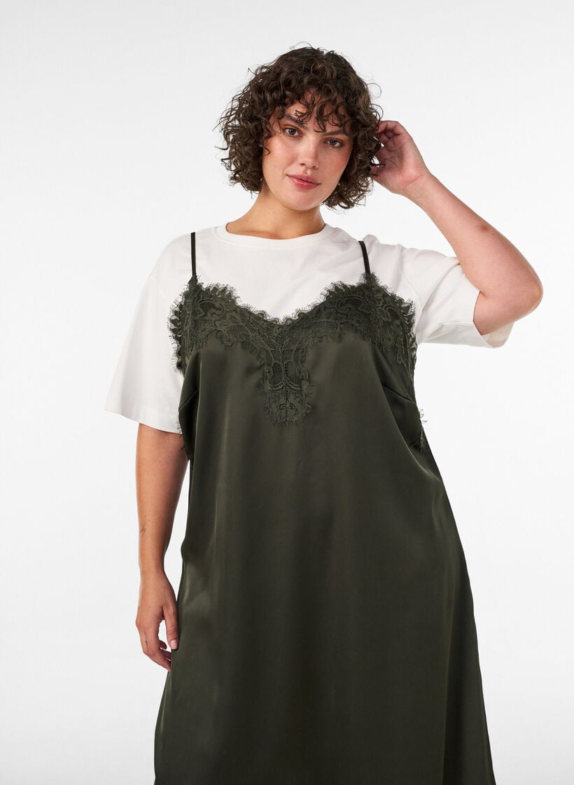 Satijnen jurk met kant en asymmetrische zoom, Groen, Model image number 3