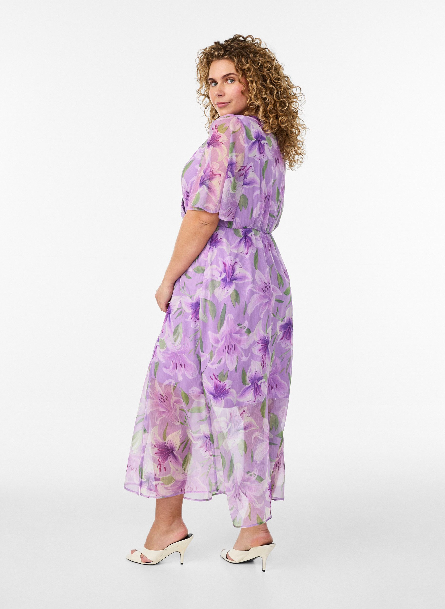 ZizziLange chiffon jurk met bloemenprint en korte mouwen, Paars, Model image number 1