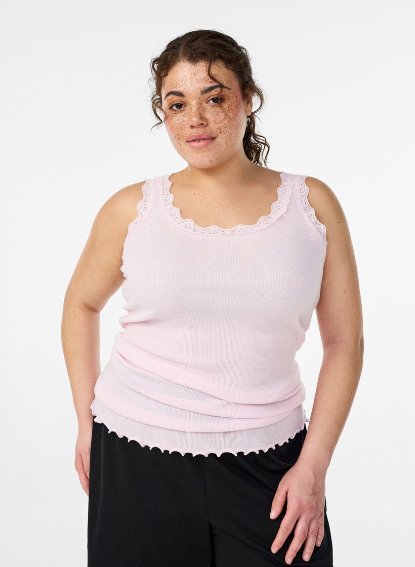 Top met kanten afwerking, Roze, Model image number 0