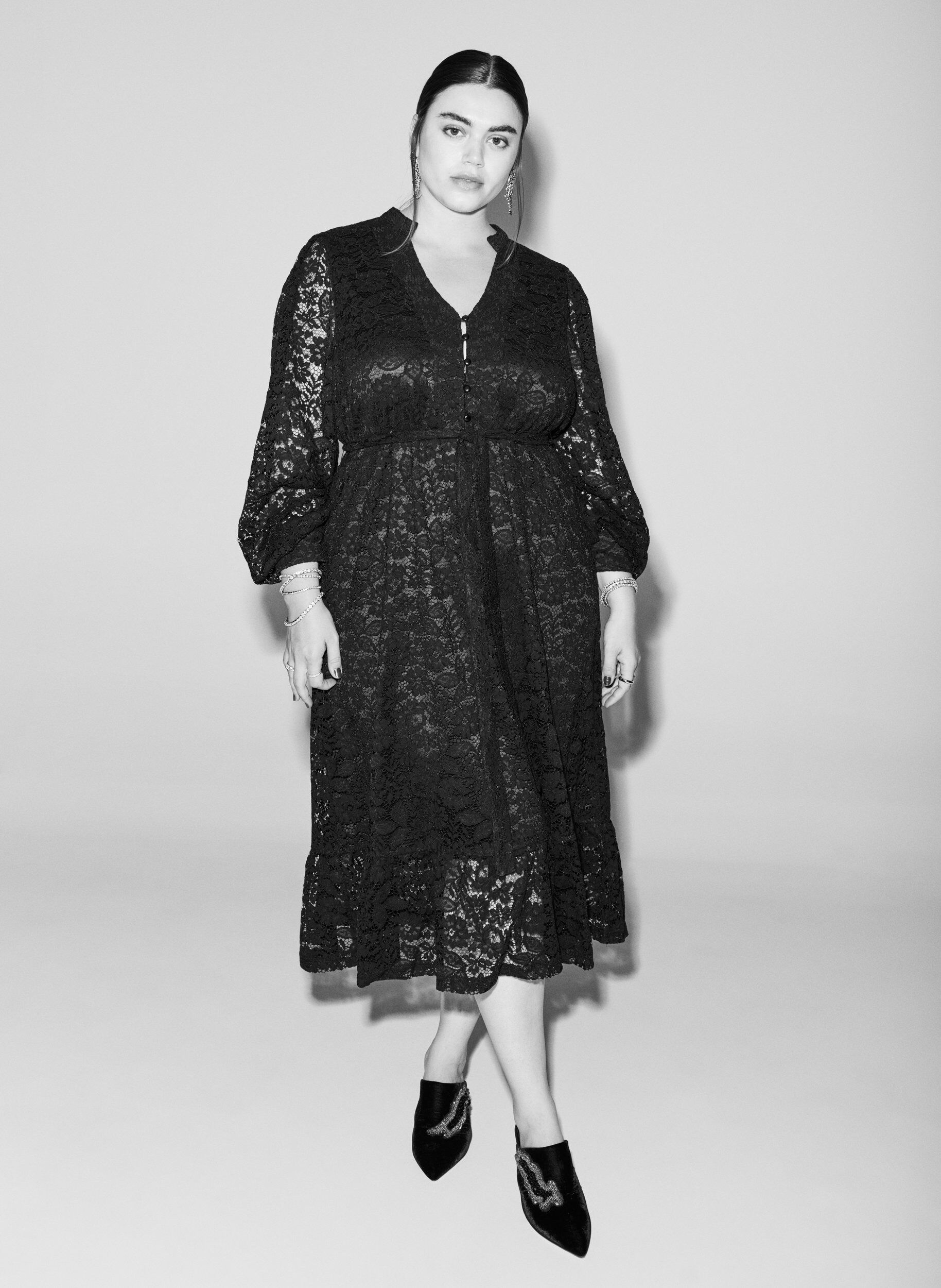 ZizziKanten jurk met lange mouwen en een strikceintuur, Zwart, Image image number 0