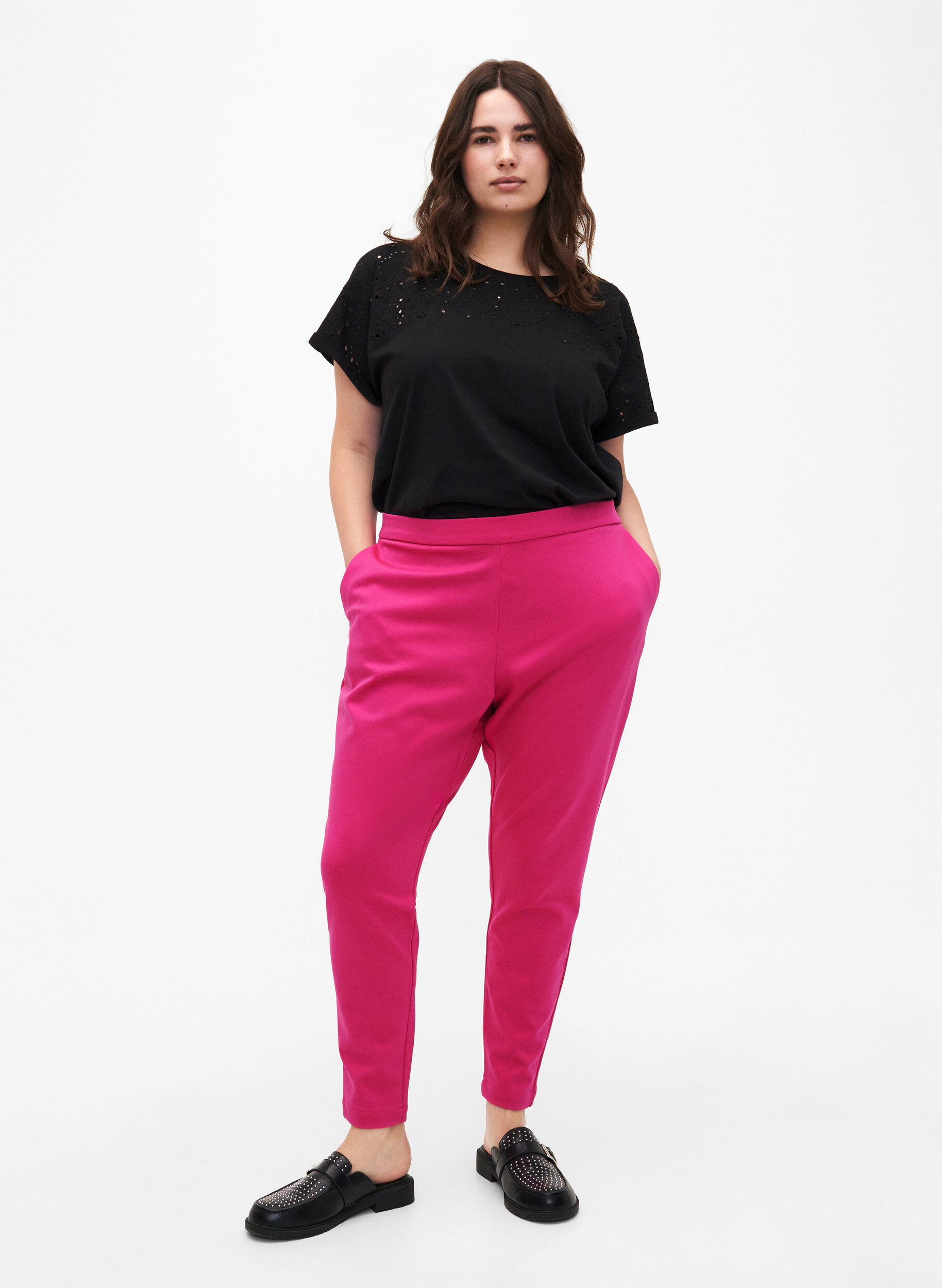 Korte broek met zakken, Roze, Model